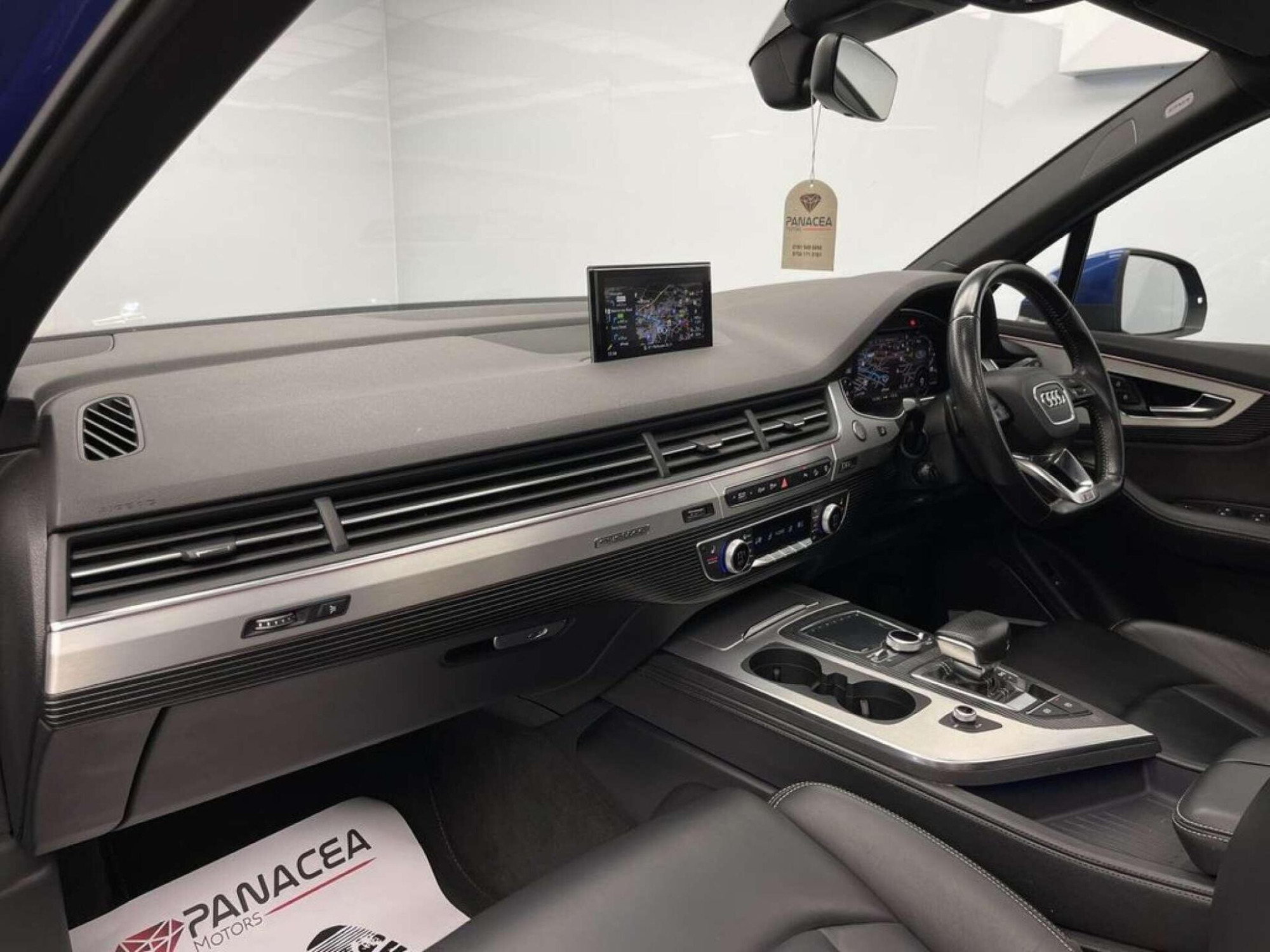 2016 Audi Q7 image 40