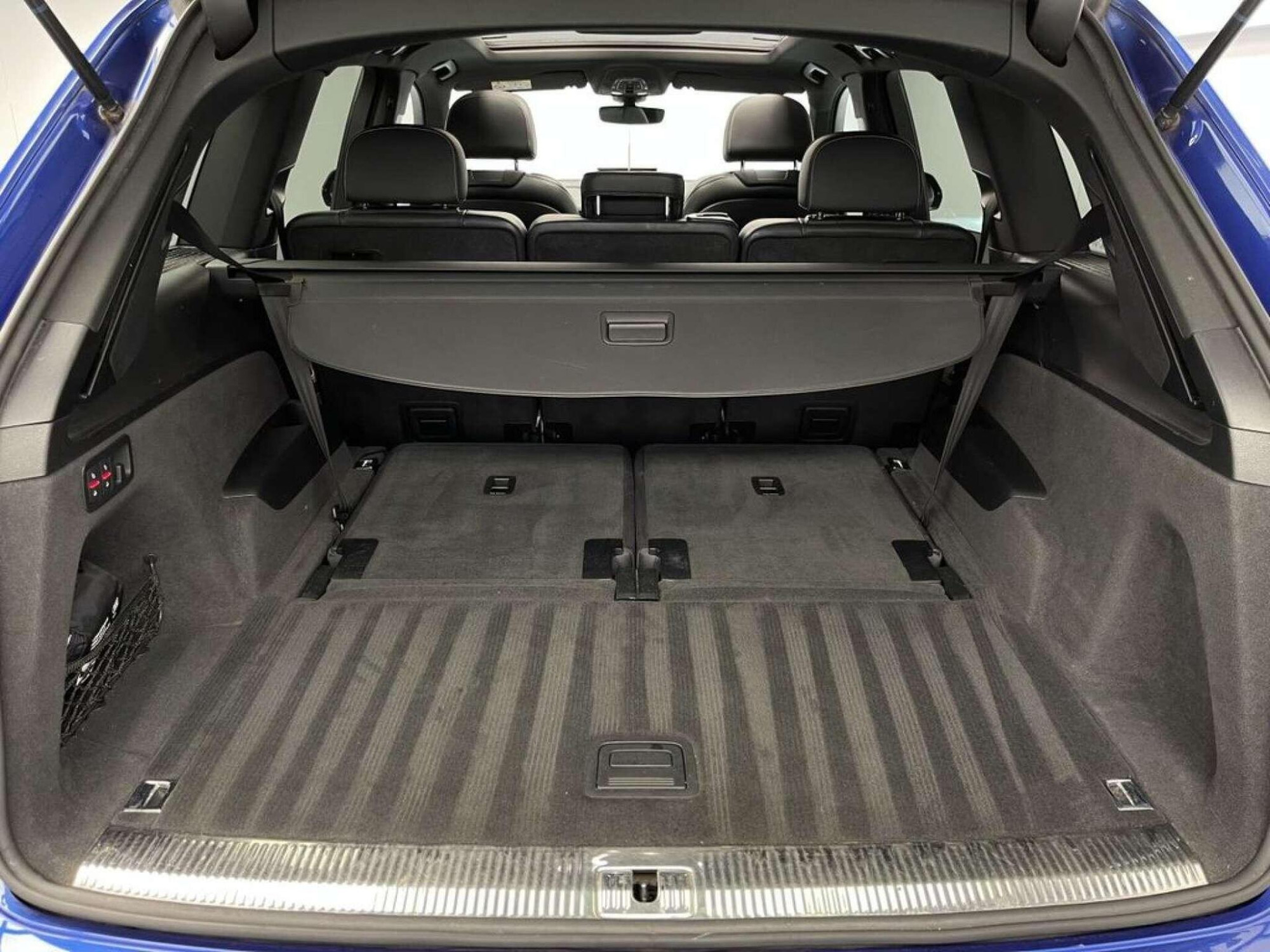 2016 Audi Q7 image 46