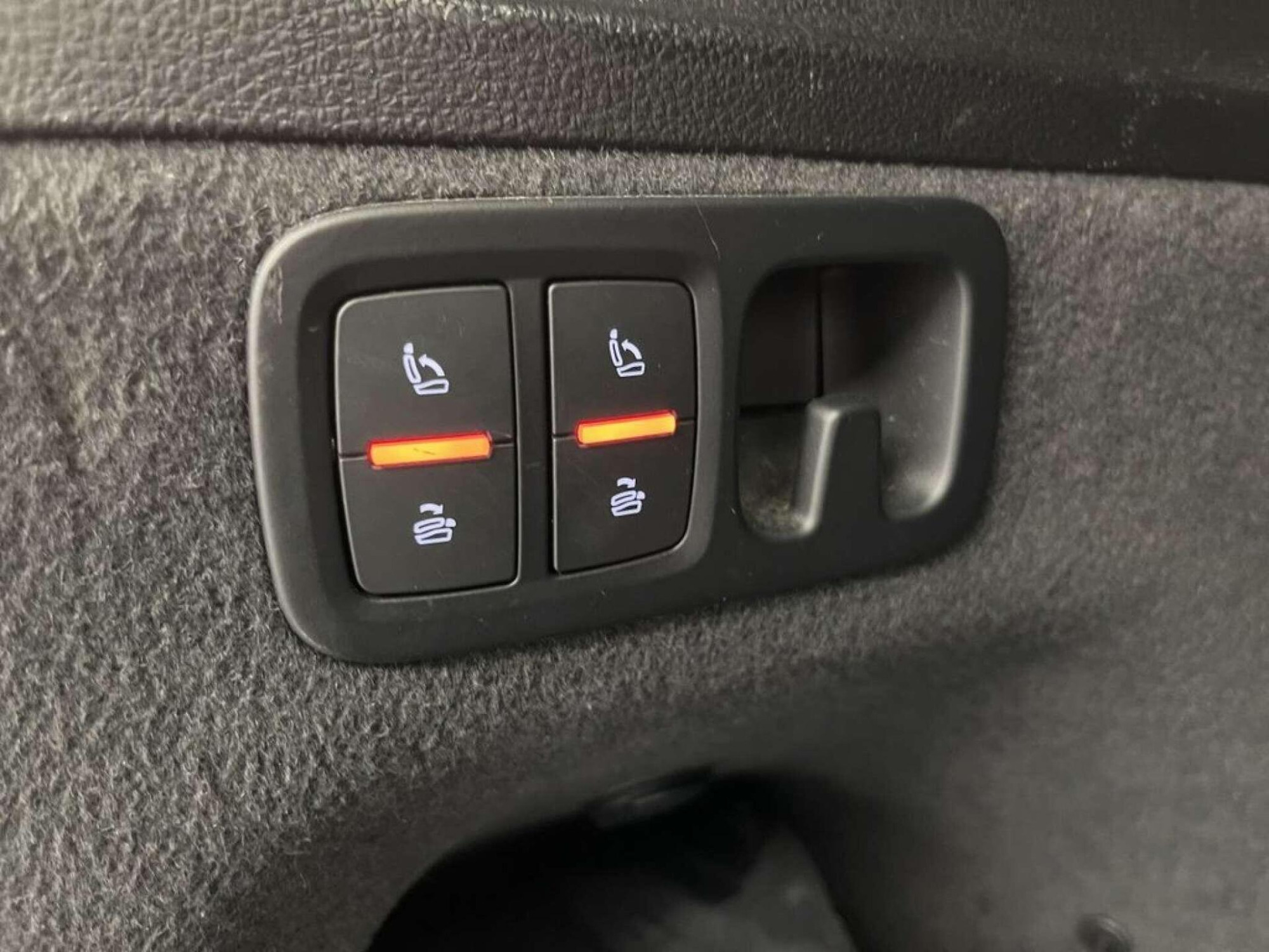 2016 Audi Q7 image 39