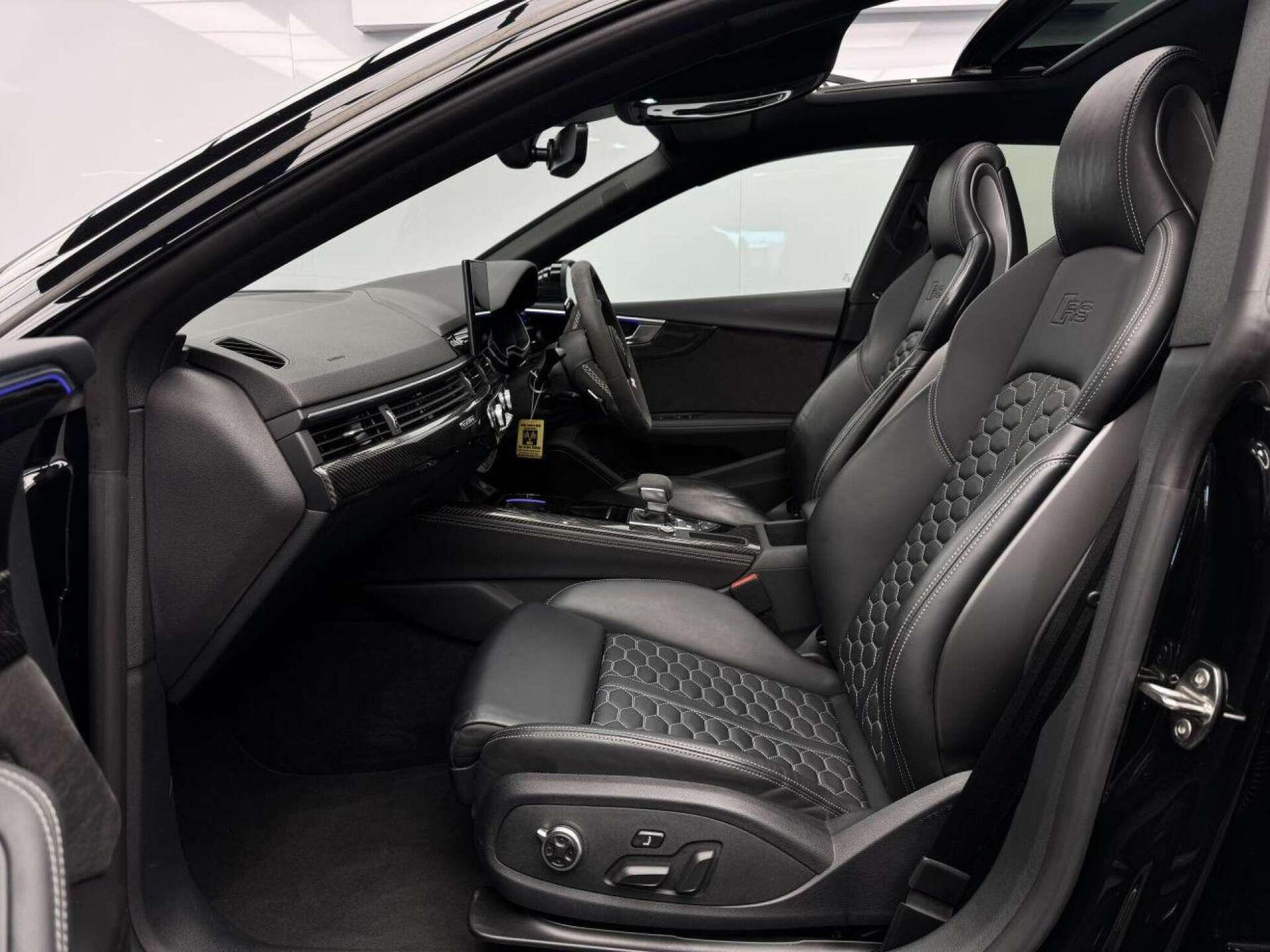 2021 Audi RS5 image 30