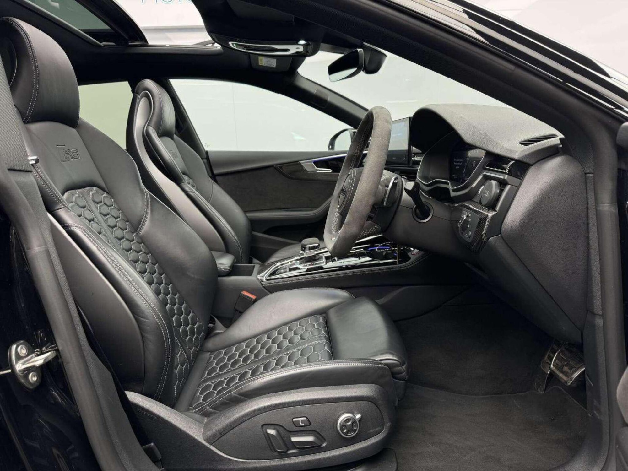 2021 Audi RS5 image 14