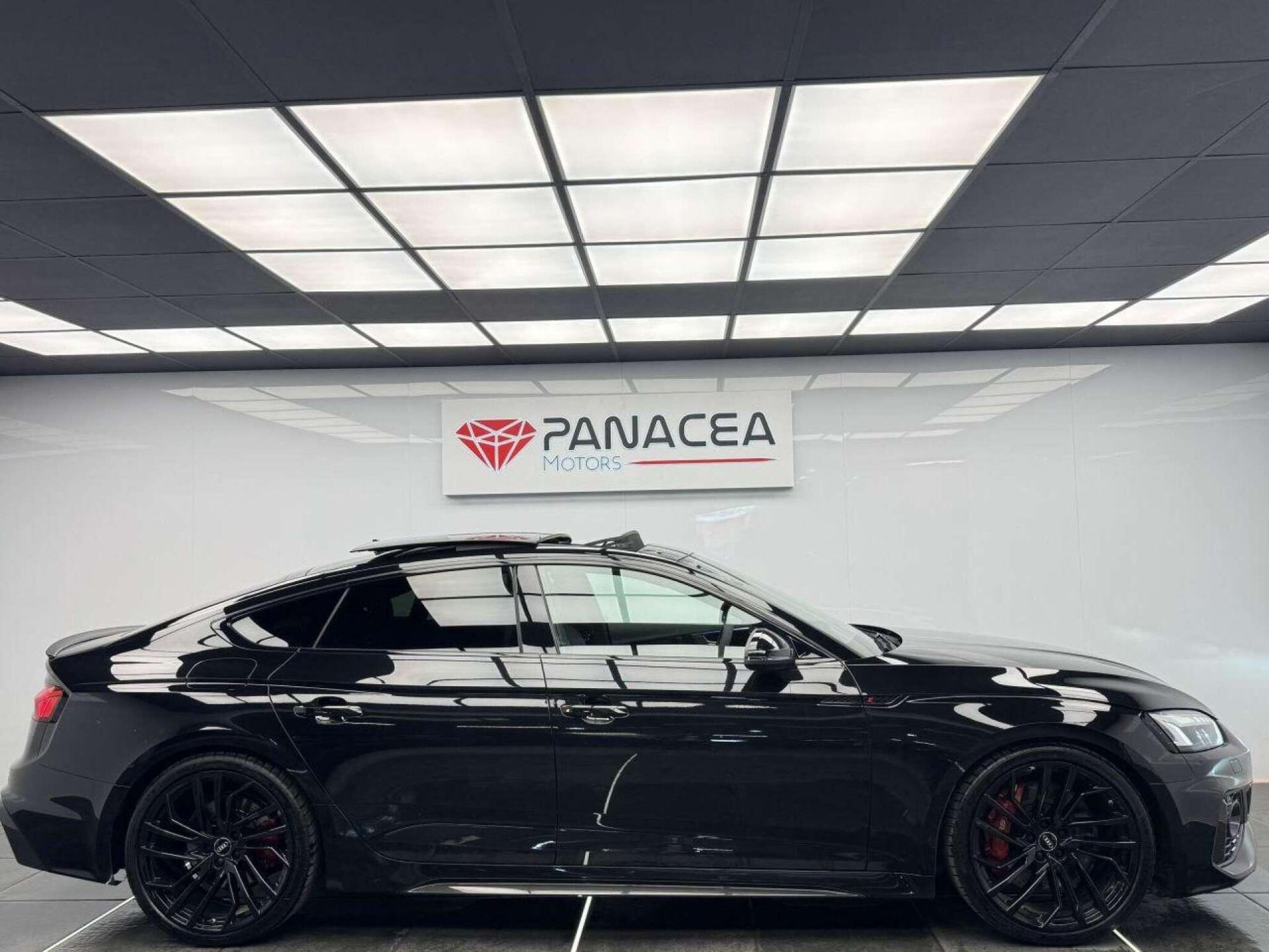 2021 Audi RS5 image 18