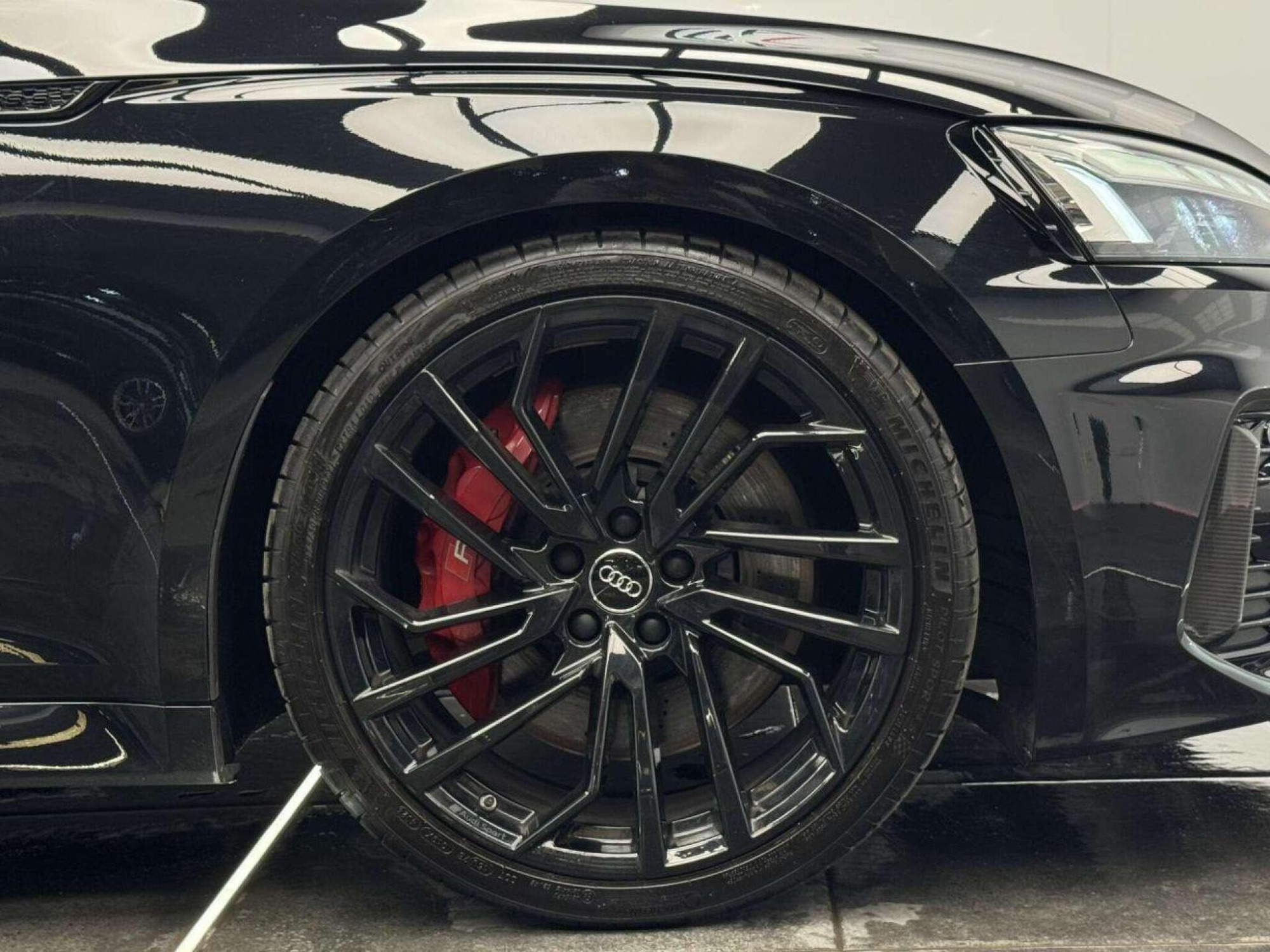 2021 Audi RS5 image 32