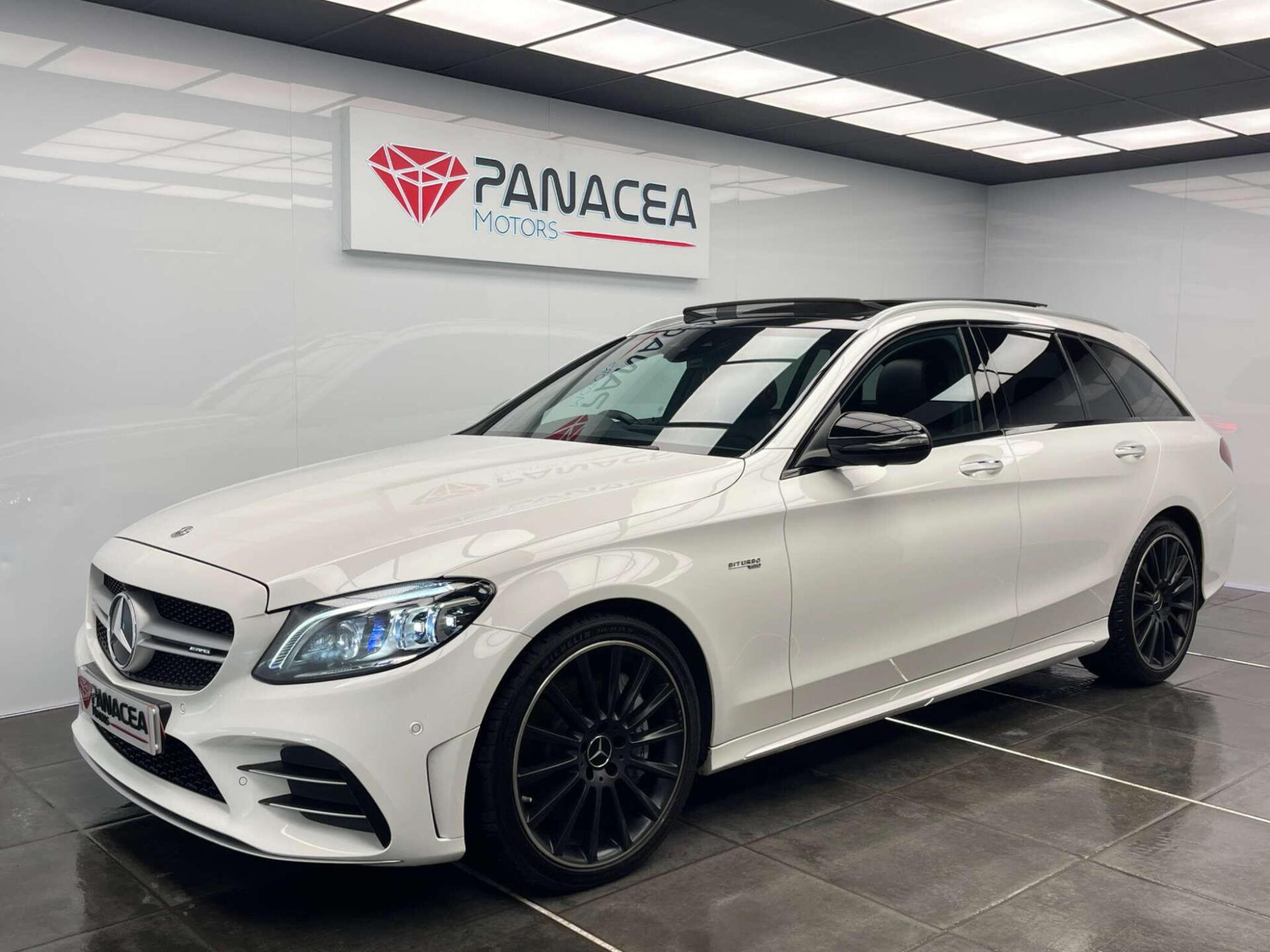 2018 Mercedes-Benz C-CLASS image 38