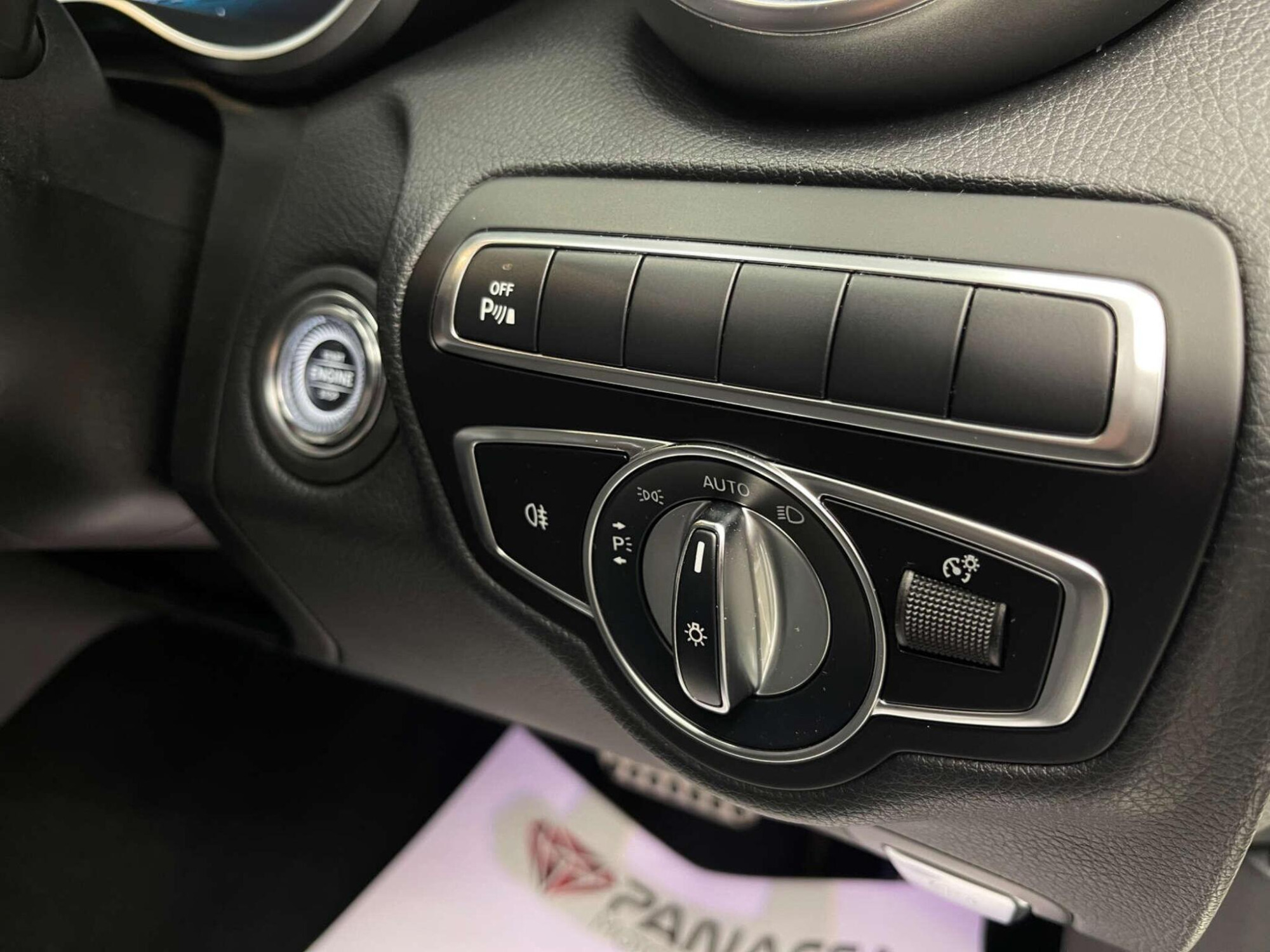 2018 Mercedes-Benz C-CLASS image 21