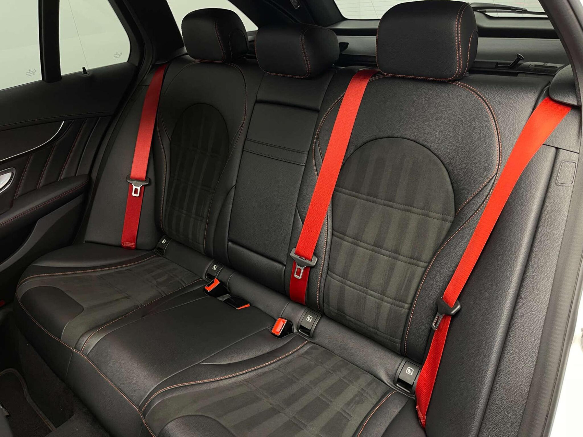 2018 Mercedes-Benz C-CLASS image 49