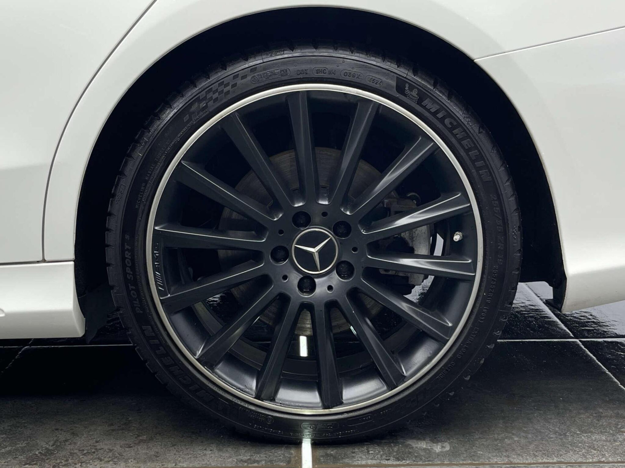 2018 Mercedes-Benz C-CLASS image 51