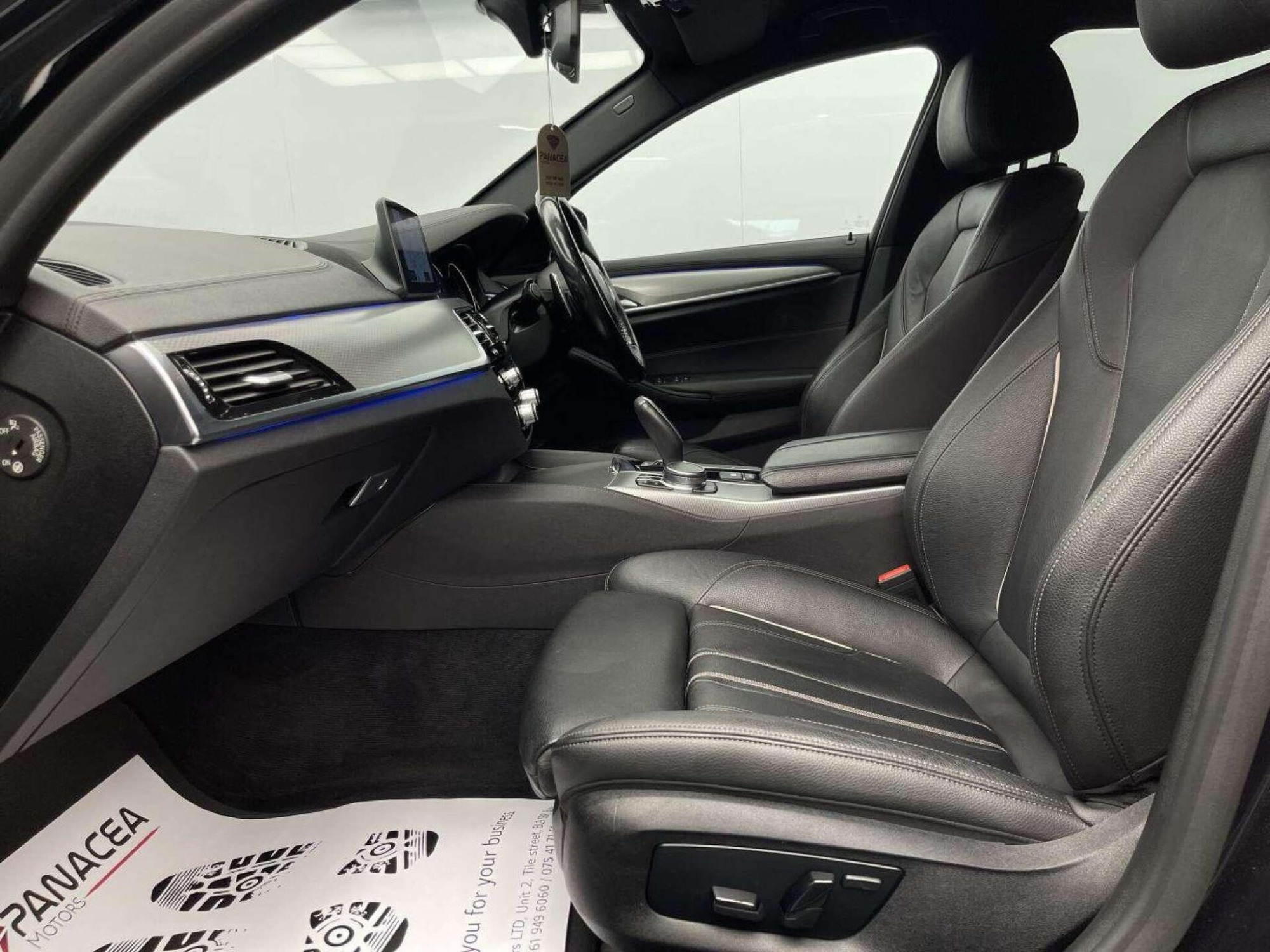 2018 BMW 5 SERIES image 34
