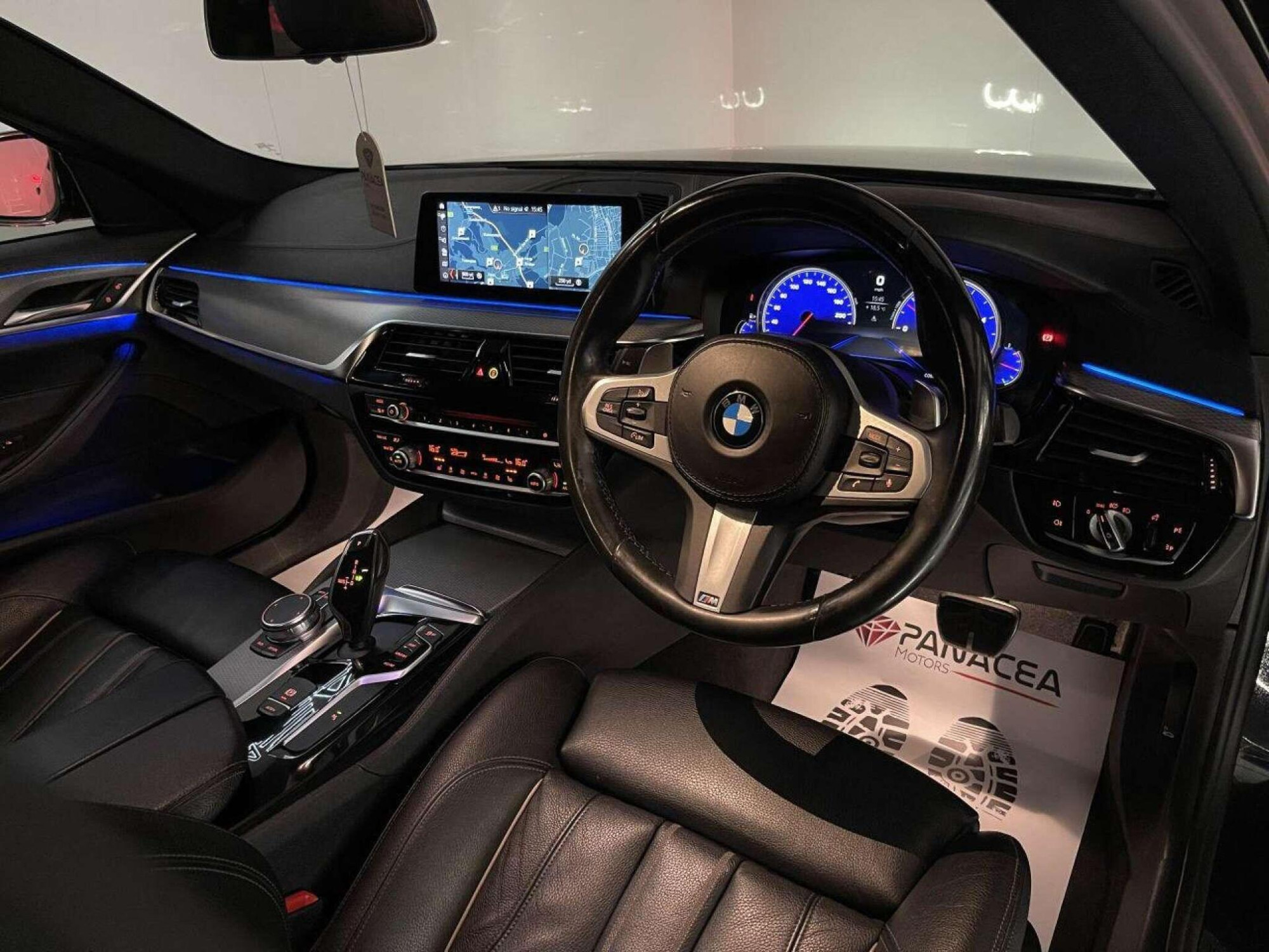 2018 BMW 5 SERIES image 2