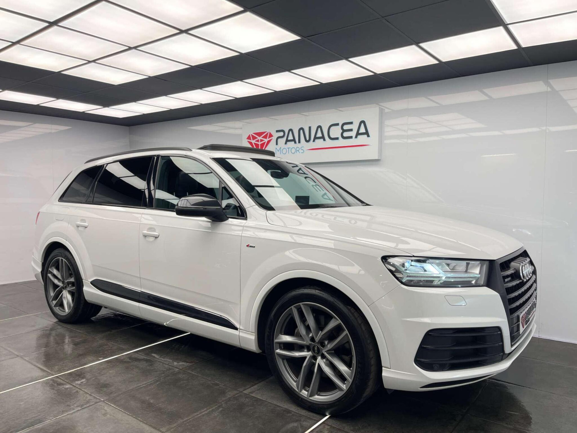 2019 Audi Q7 image 8