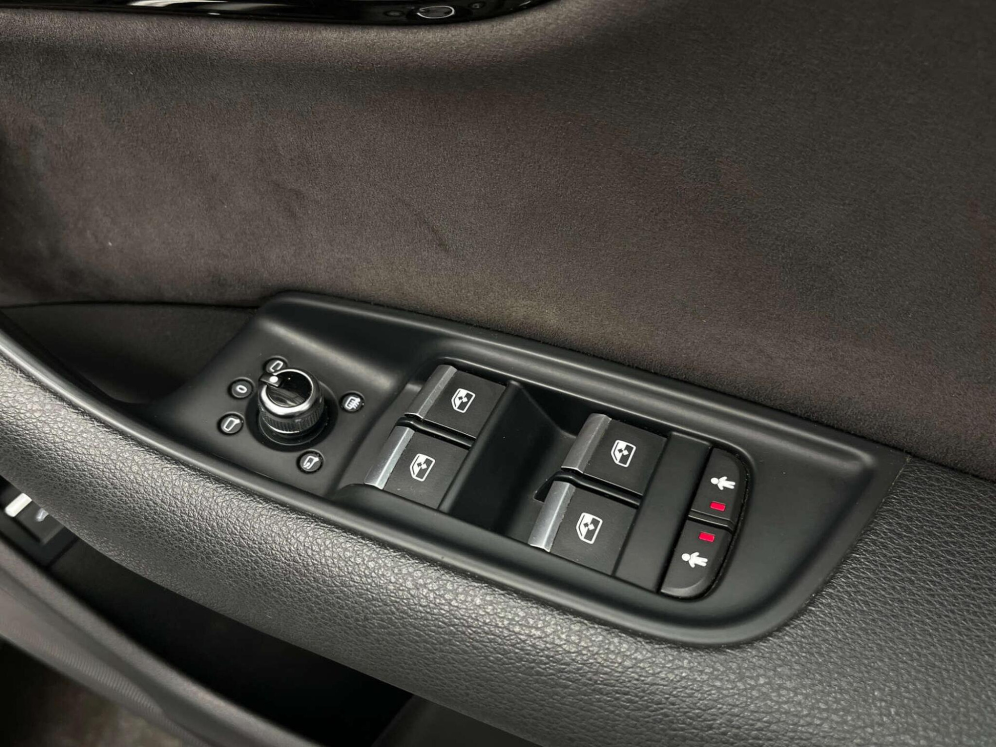 2019 Audi Q7 image 24