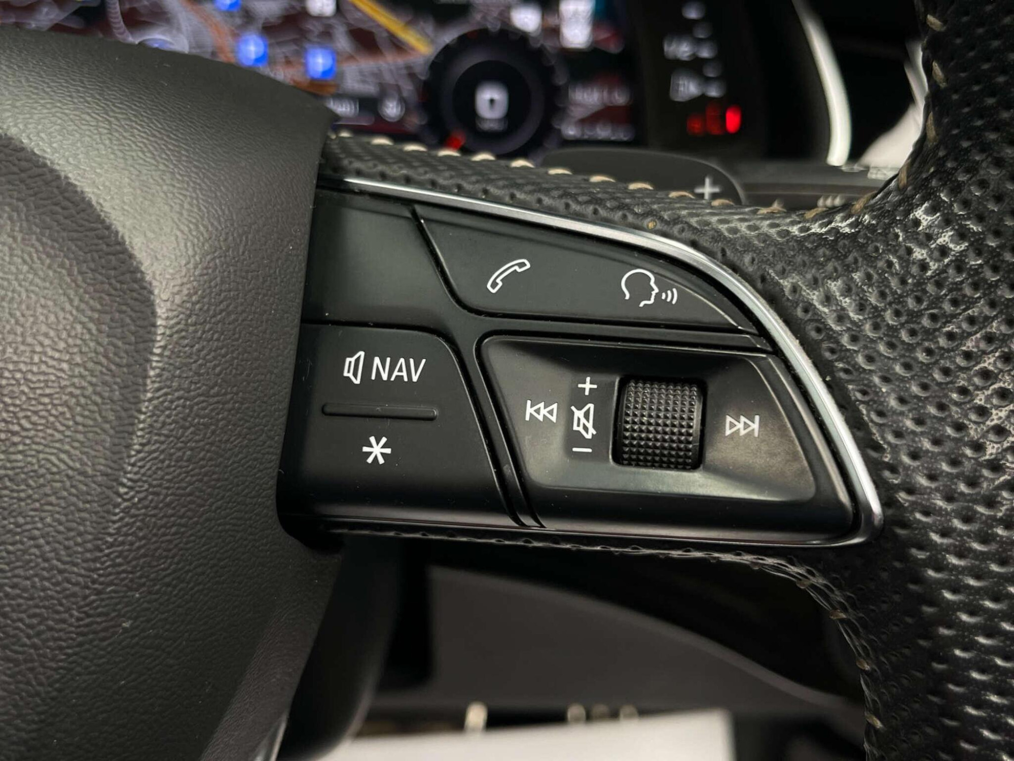 2019 Audi Q7 image 28