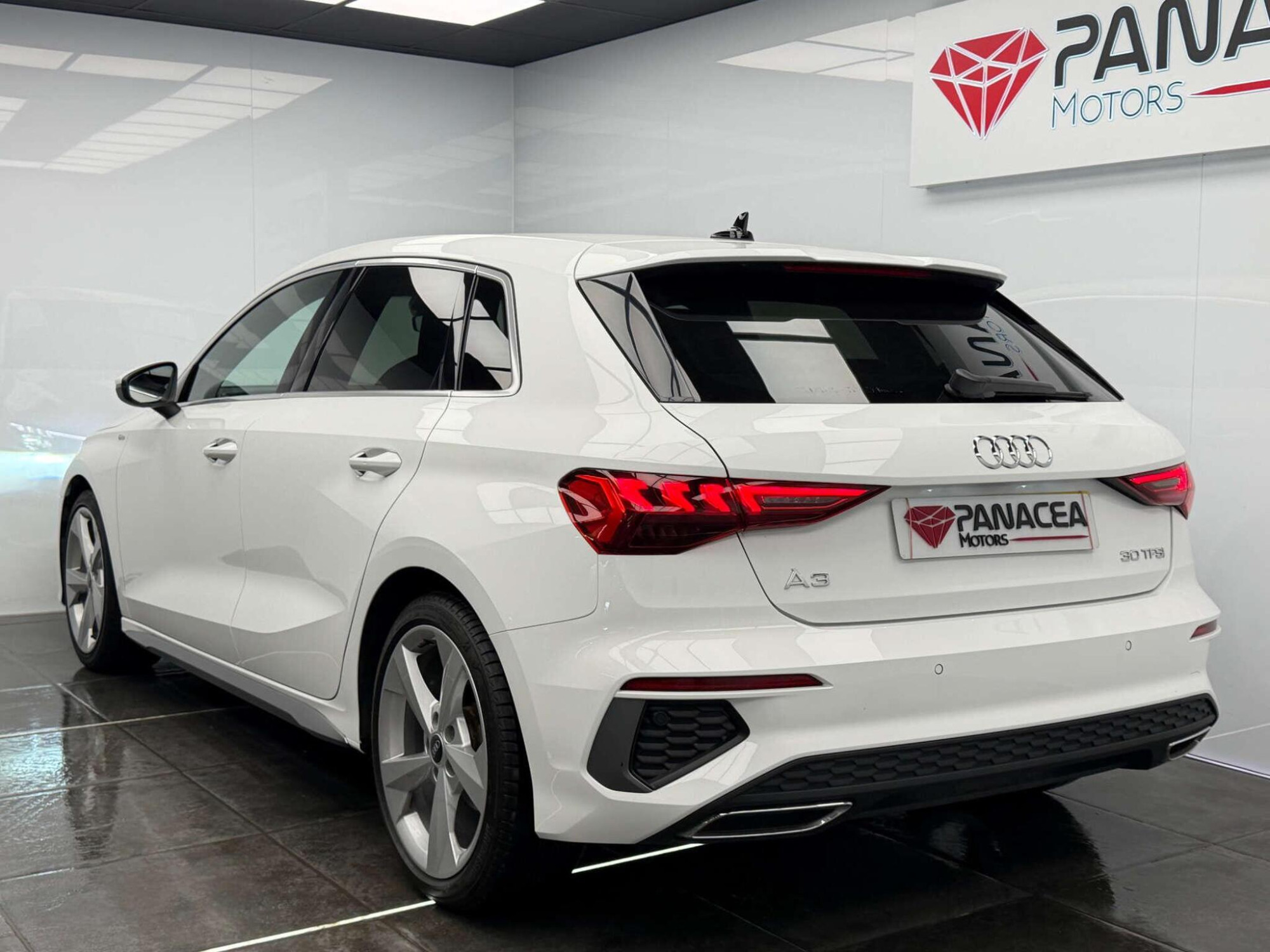 2022 Audi A3 image 11