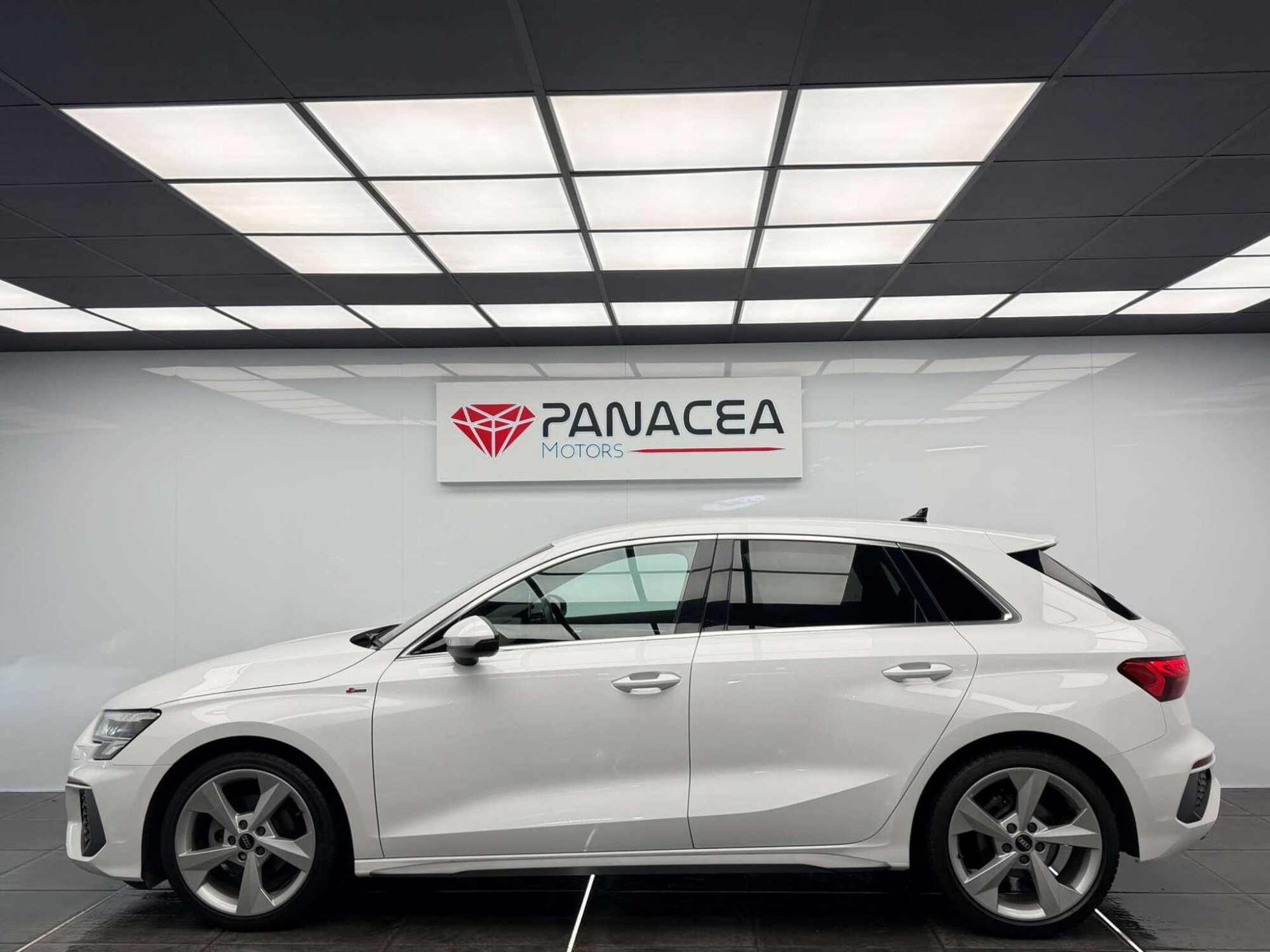 2022 Audi A3 image 3