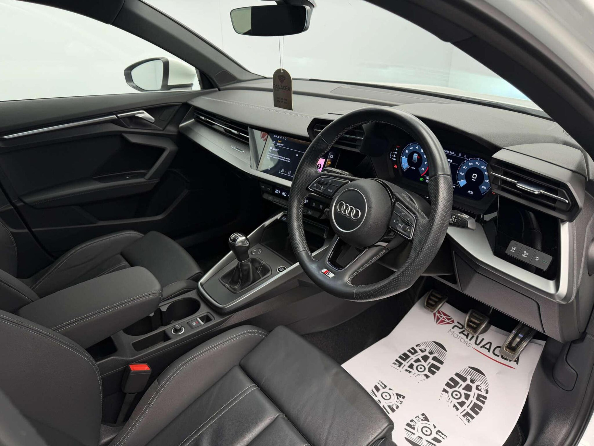 2022 Audi A3 image 8