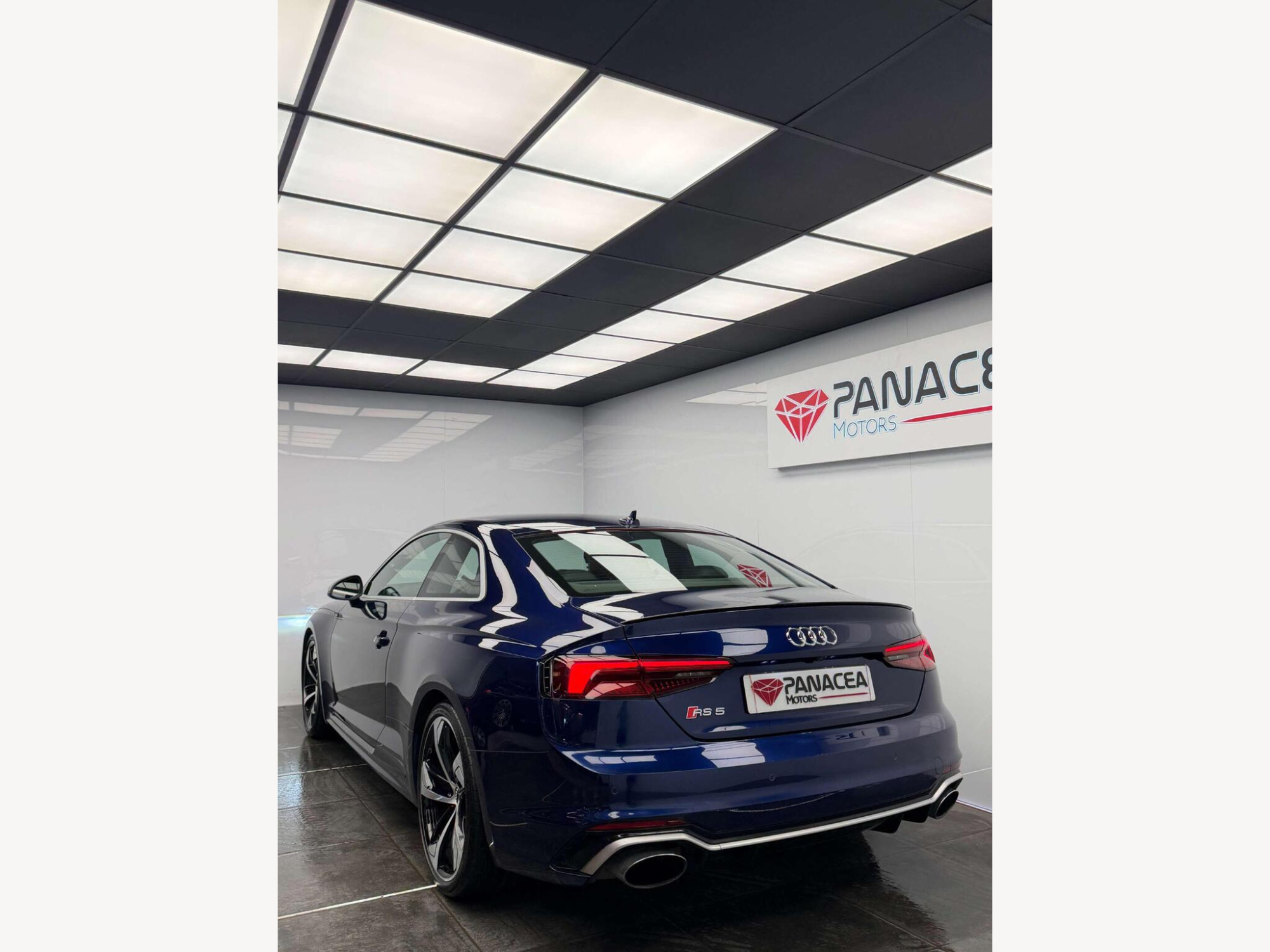 2017 Audi RS 5 image 39