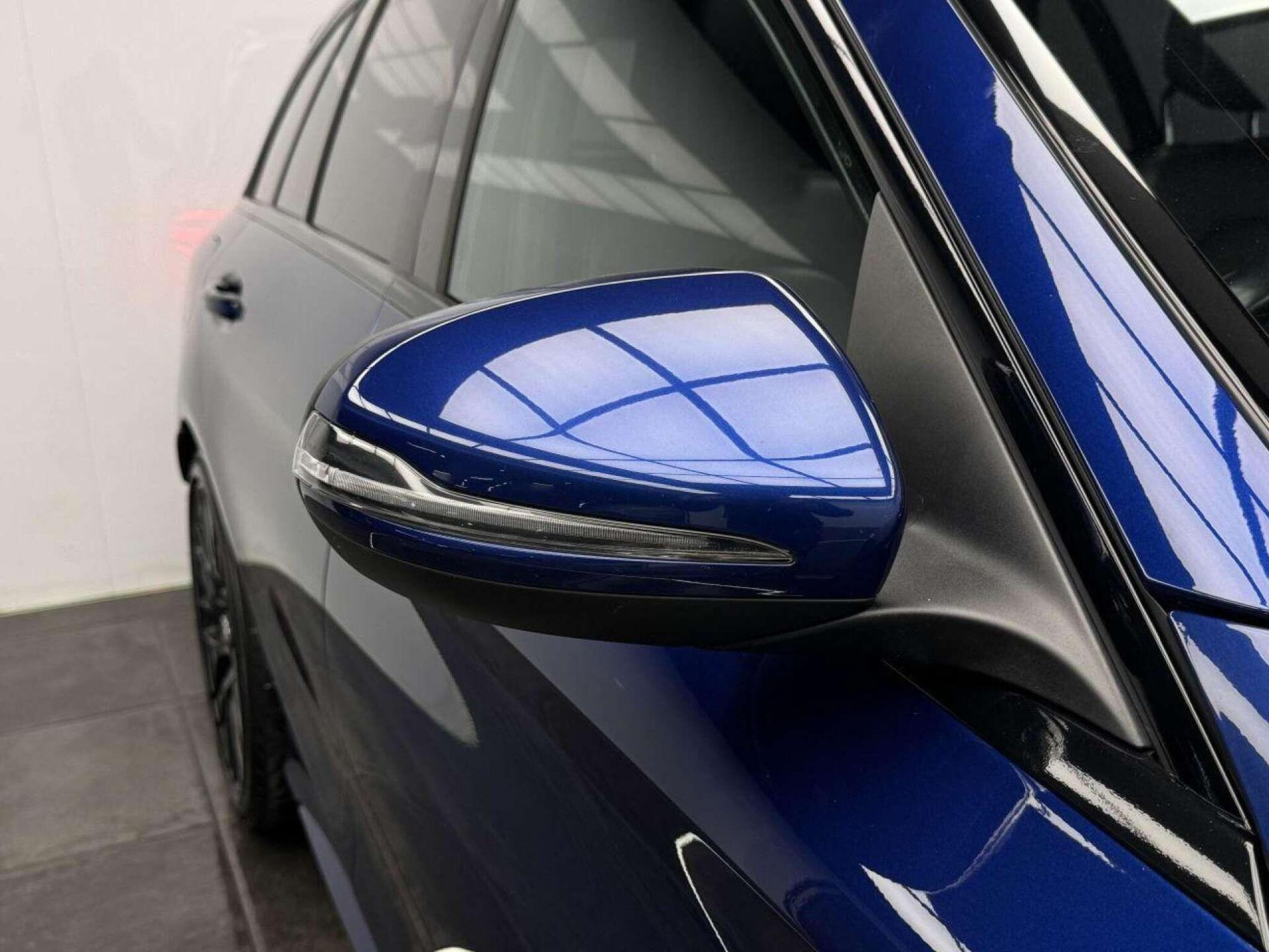 2016 Mercedes-Benz C-CLASS image 33