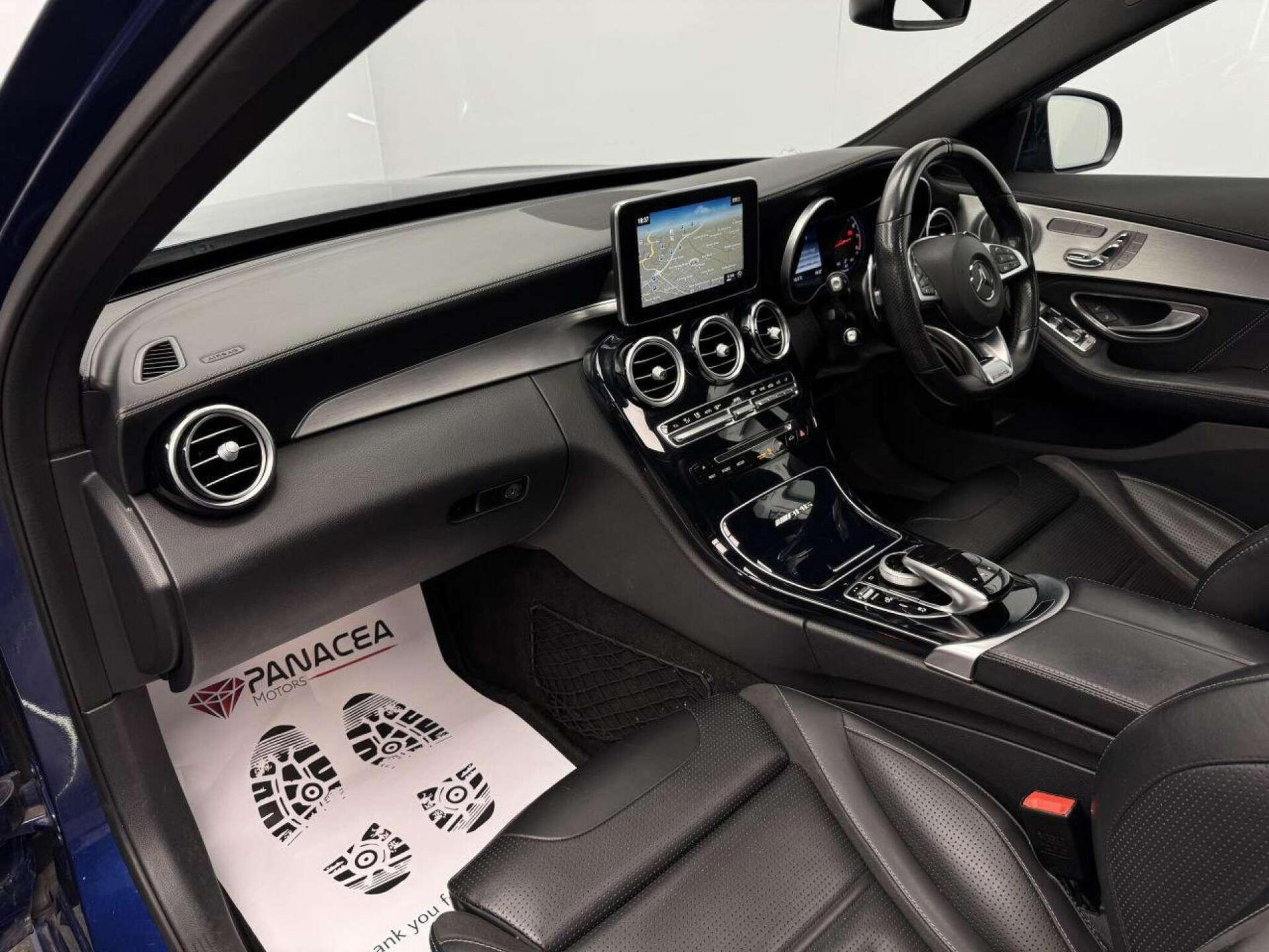 2016 Mercedes-Benz C-CLASS image 7