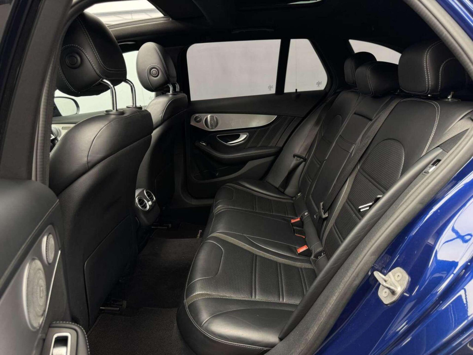 2016 Mercedes-Benz C-CLASS image 20