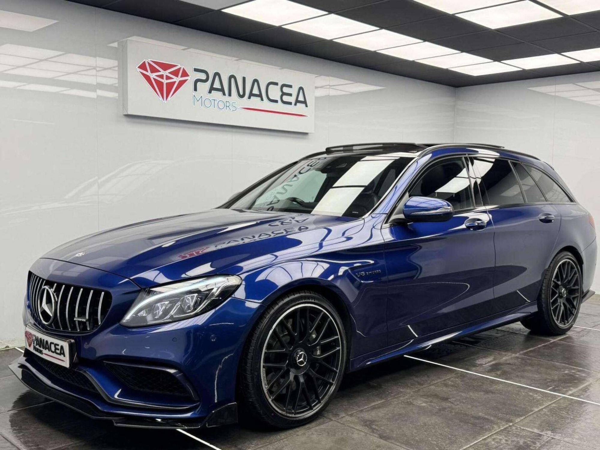 2016 Mercedes-Benz C-CLASS image 3