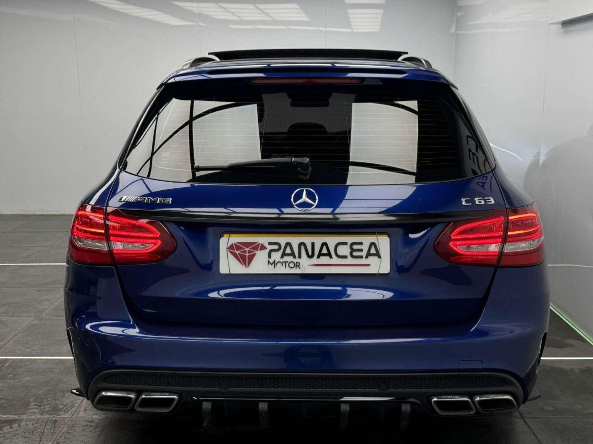 2016 Mercedes-Benz C-CLASS image 8