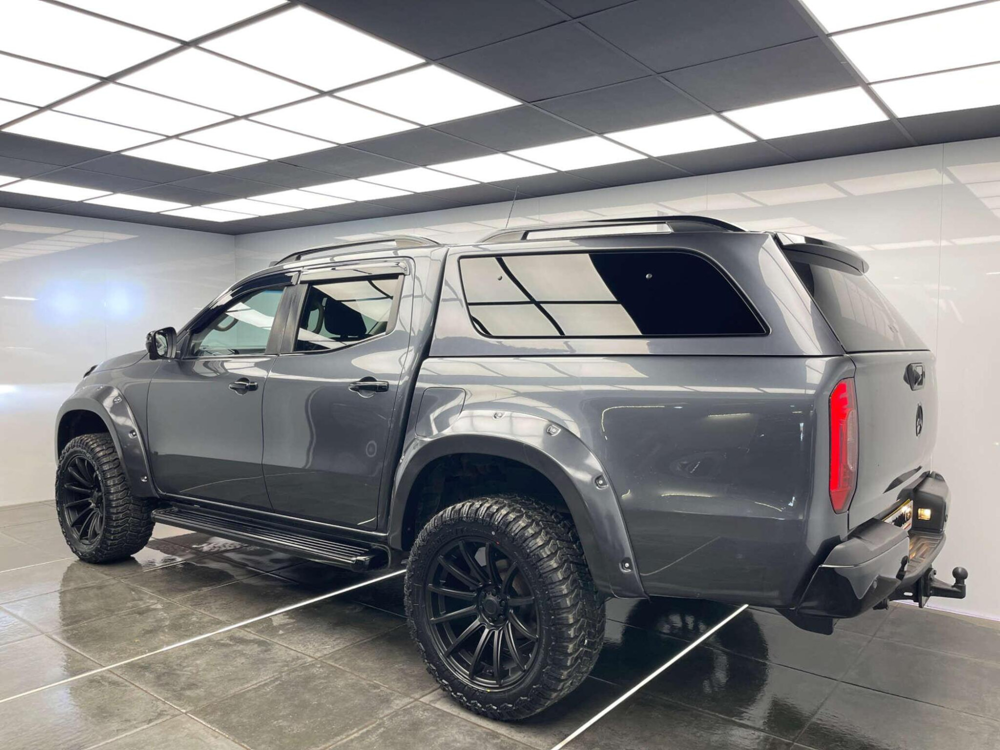 2018 Mercedes-Benz X-CLASS image 37