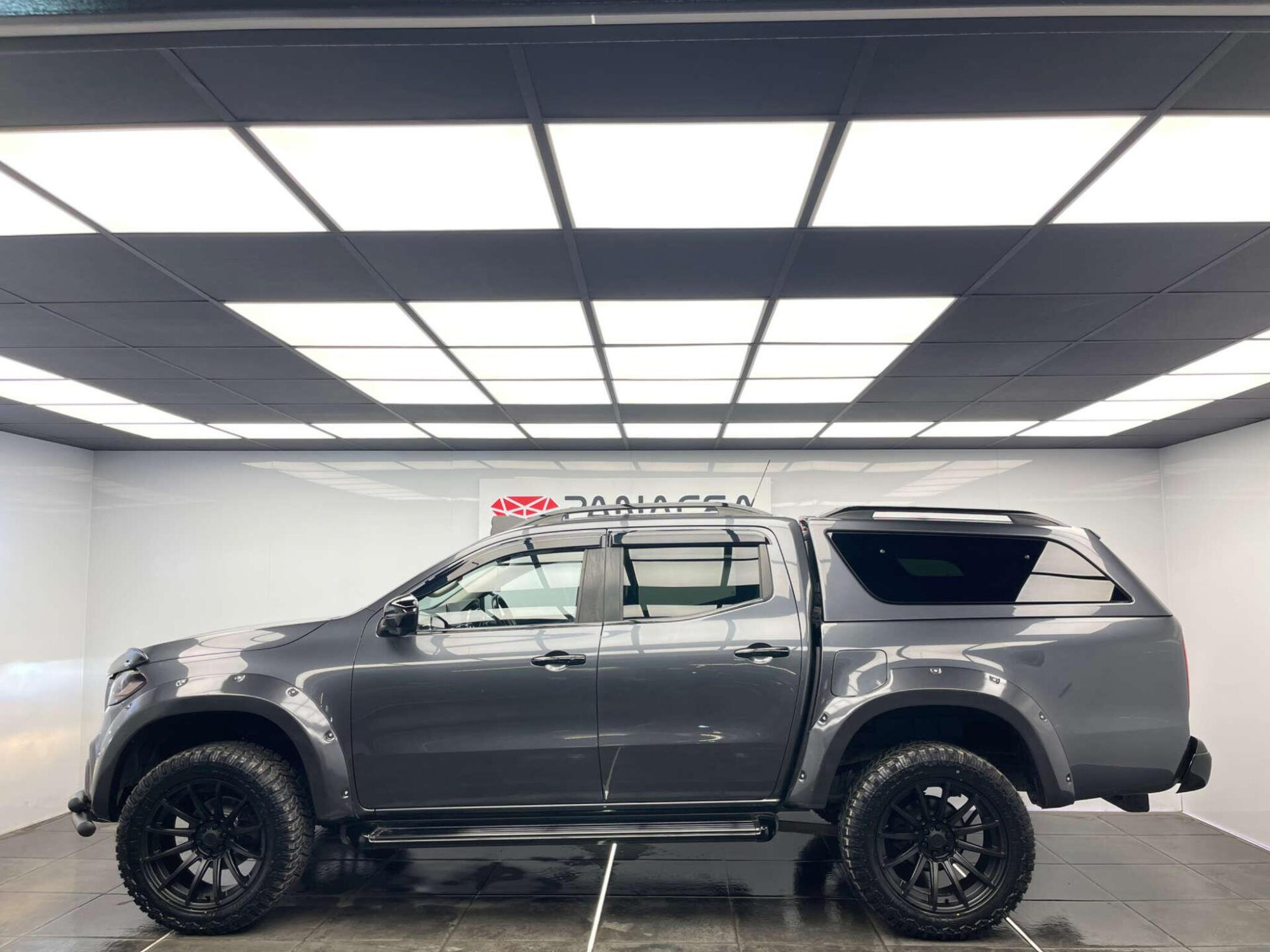 2018 Mercedes-Benz X-CLASS image 35