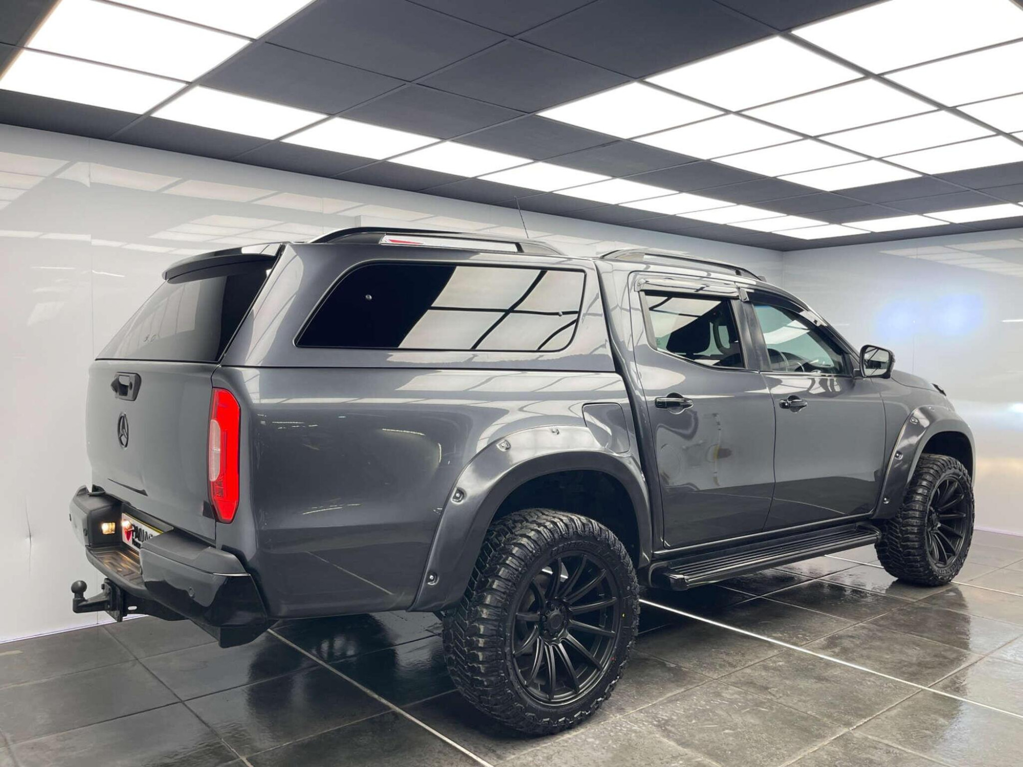 2018 Mercedes-Benz X-CLASS image 4