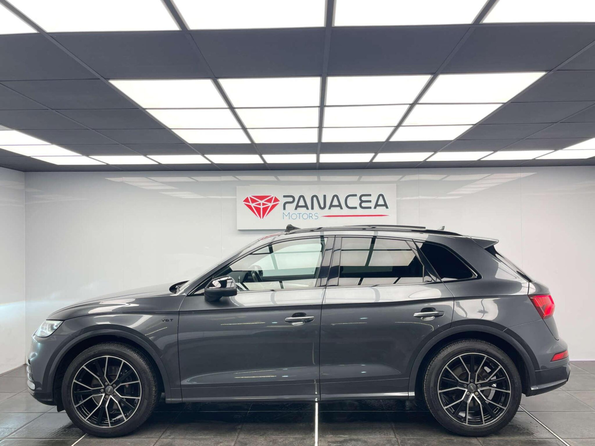 2018 Audi SQ5 image 33