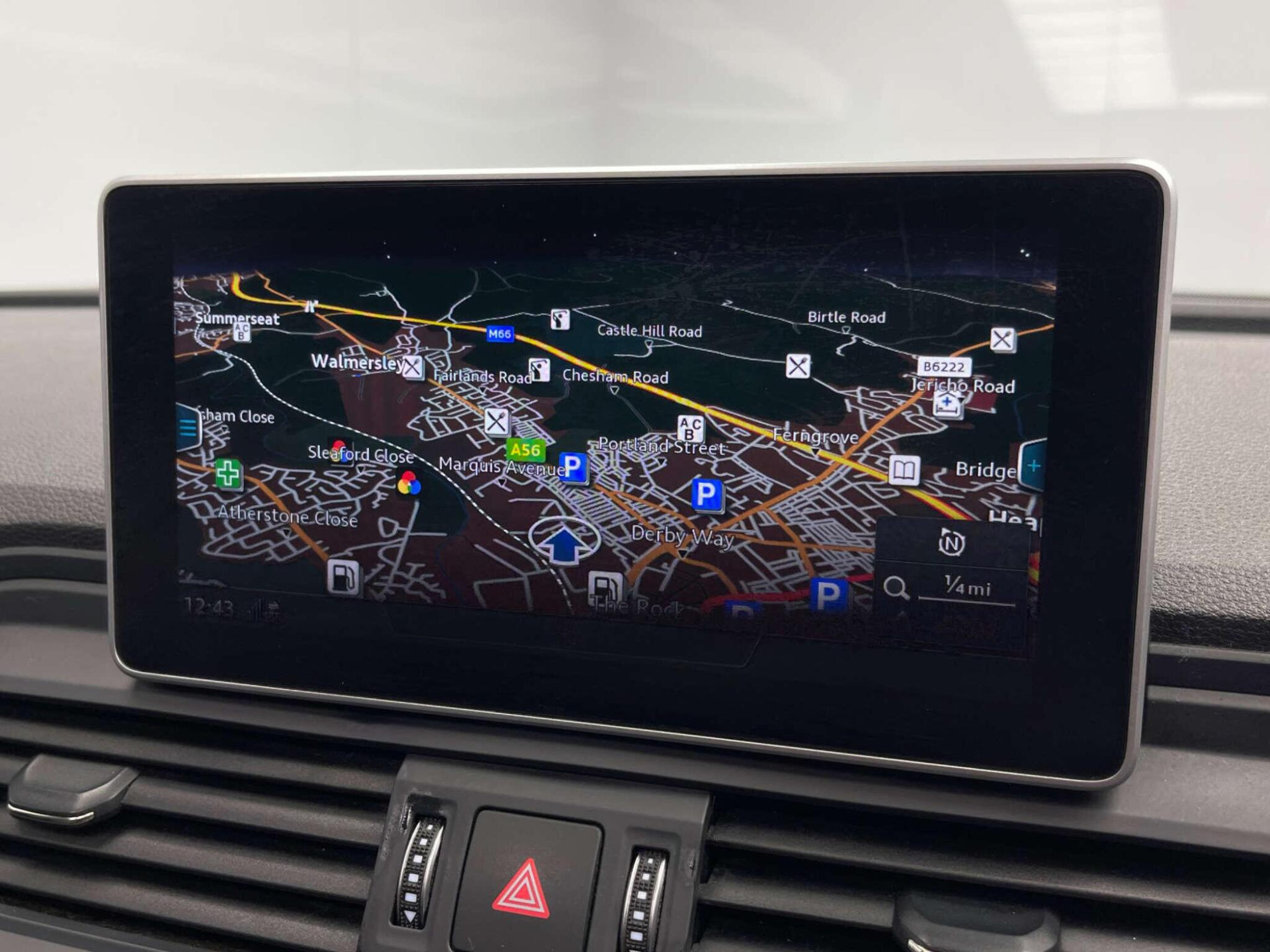 2018 Audi SQ5 image 22