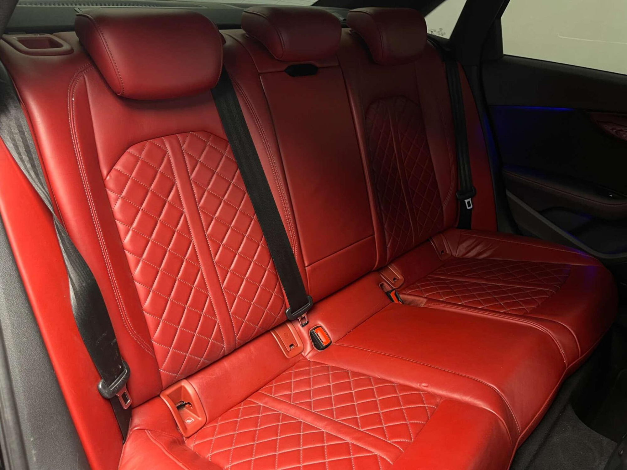 2017 Audi S4 image 27