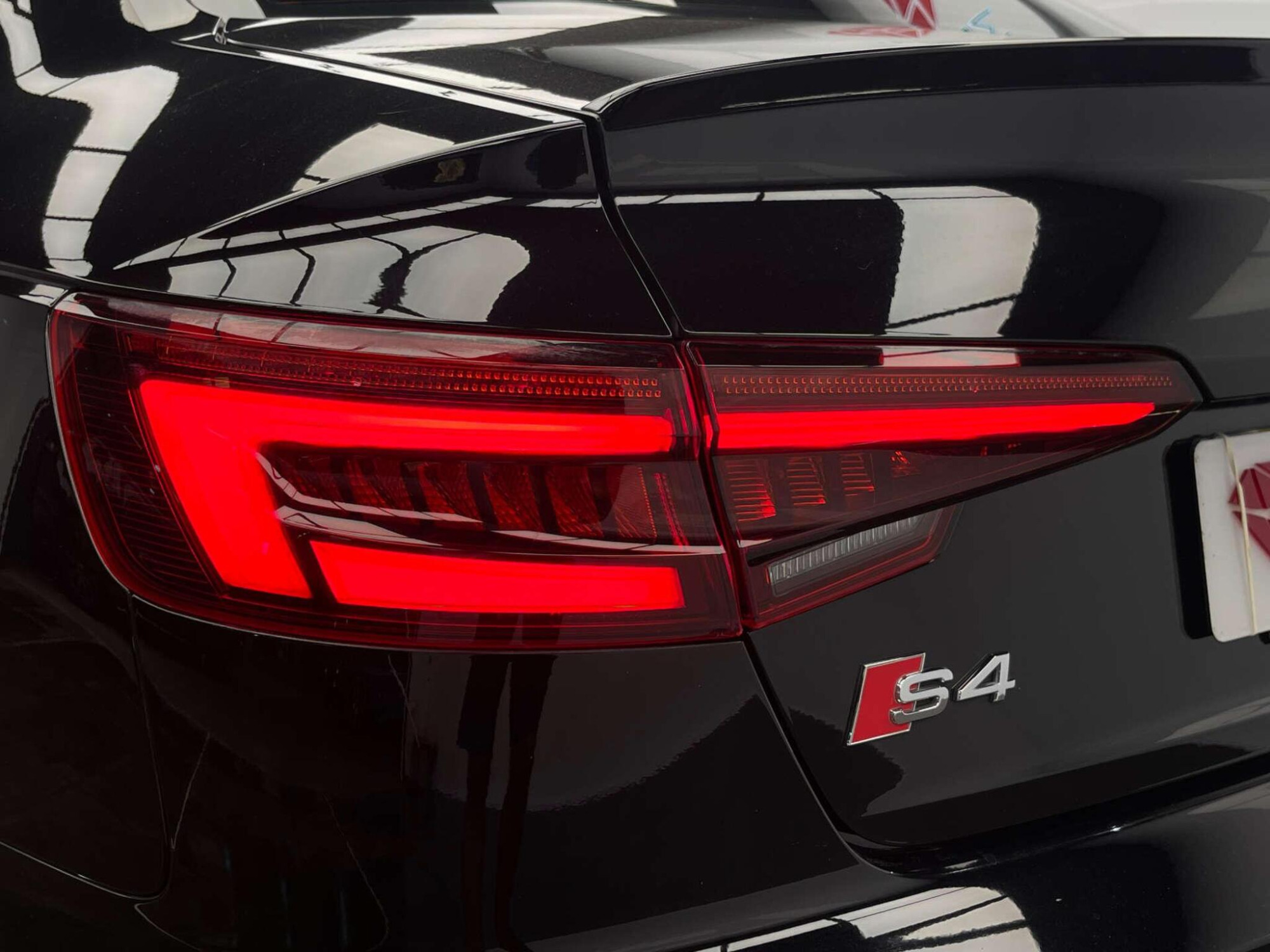 2017 Audi S4 image 37