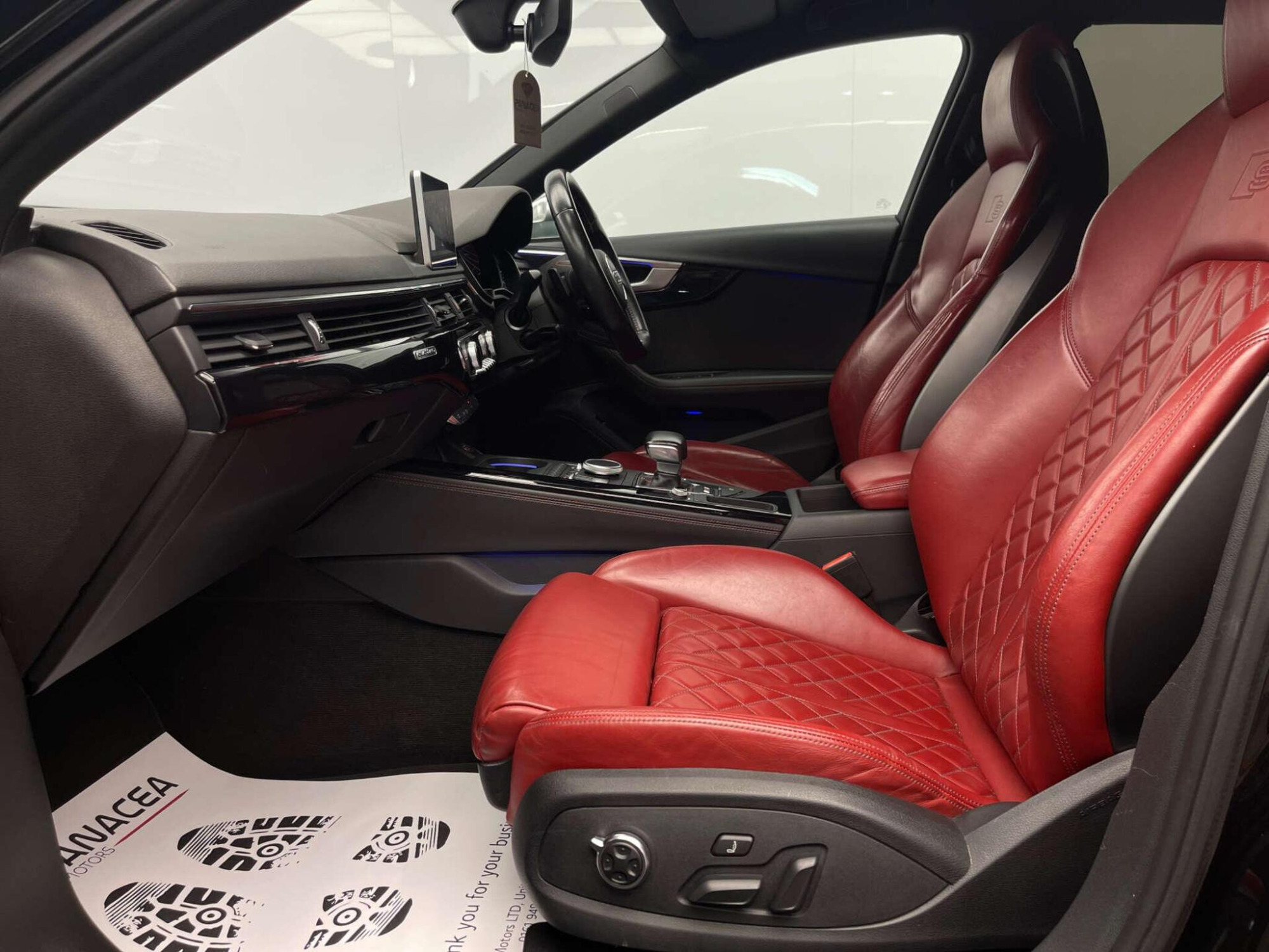 2017 Audi S4 image 39