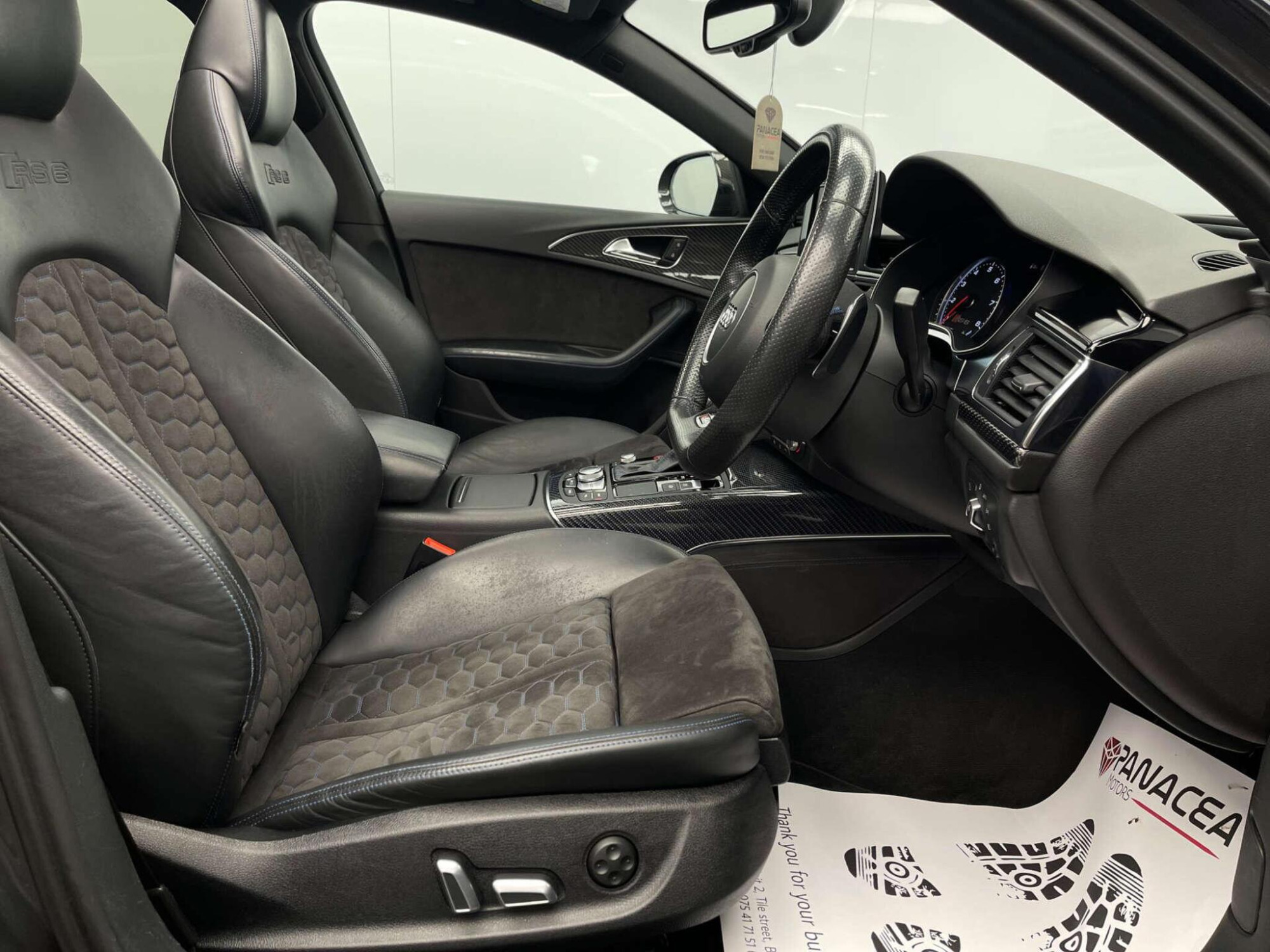 2018 Audi RS6 AVANT image 15