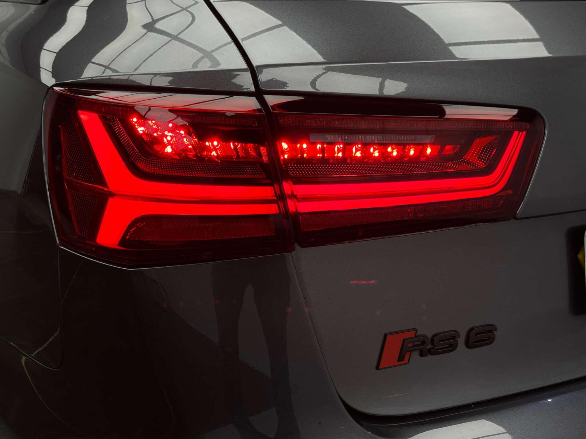 2018 Audi RS6 AVANT image 45