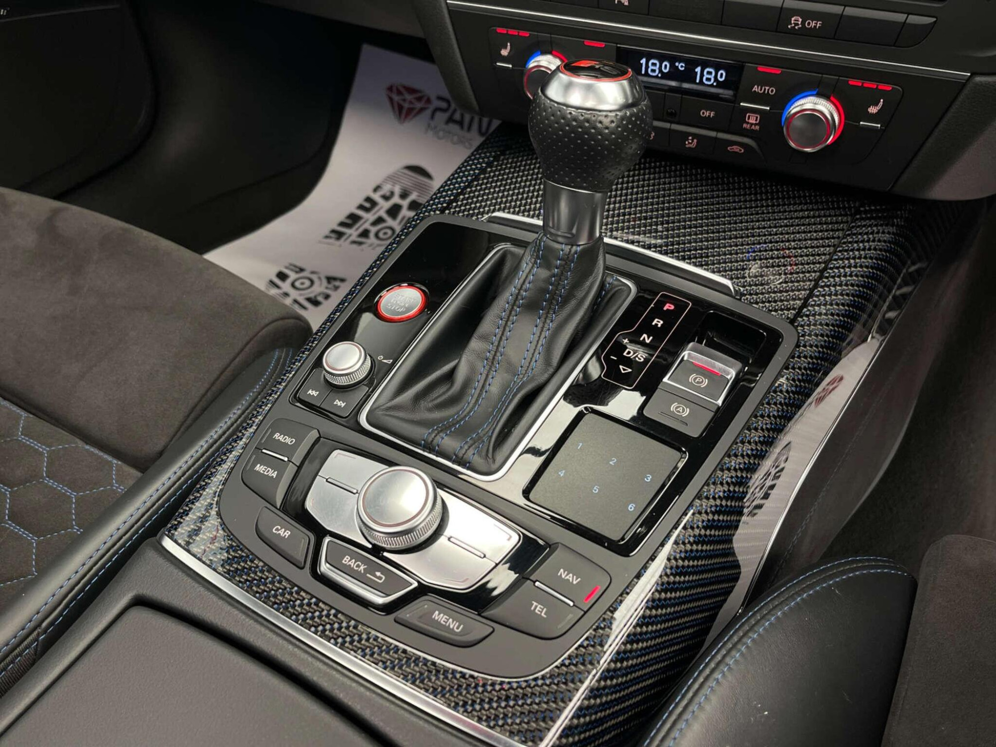 2018 Audi RS6 AVANT image 16