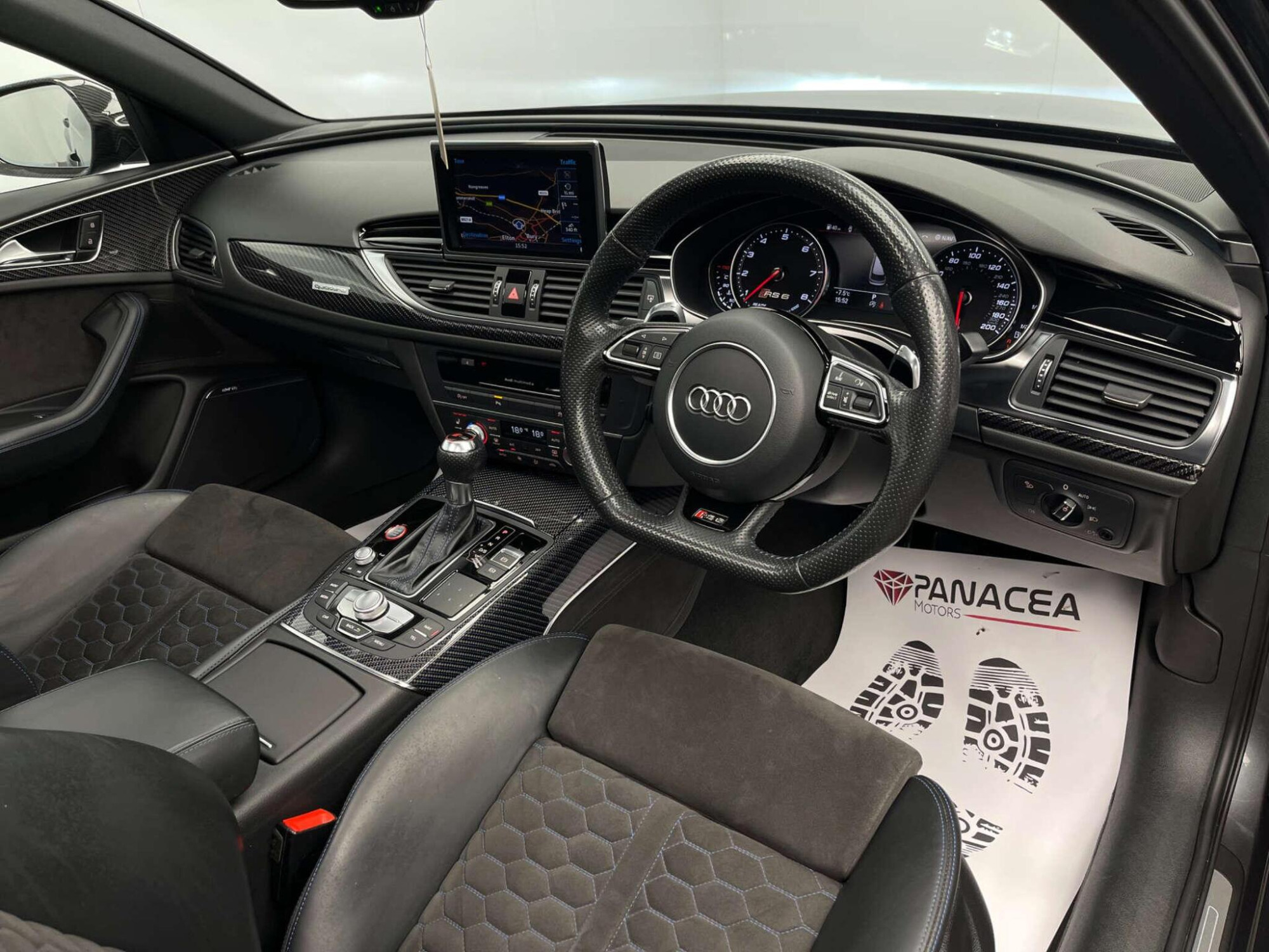 2018 Audi RS6 AVANT image 2