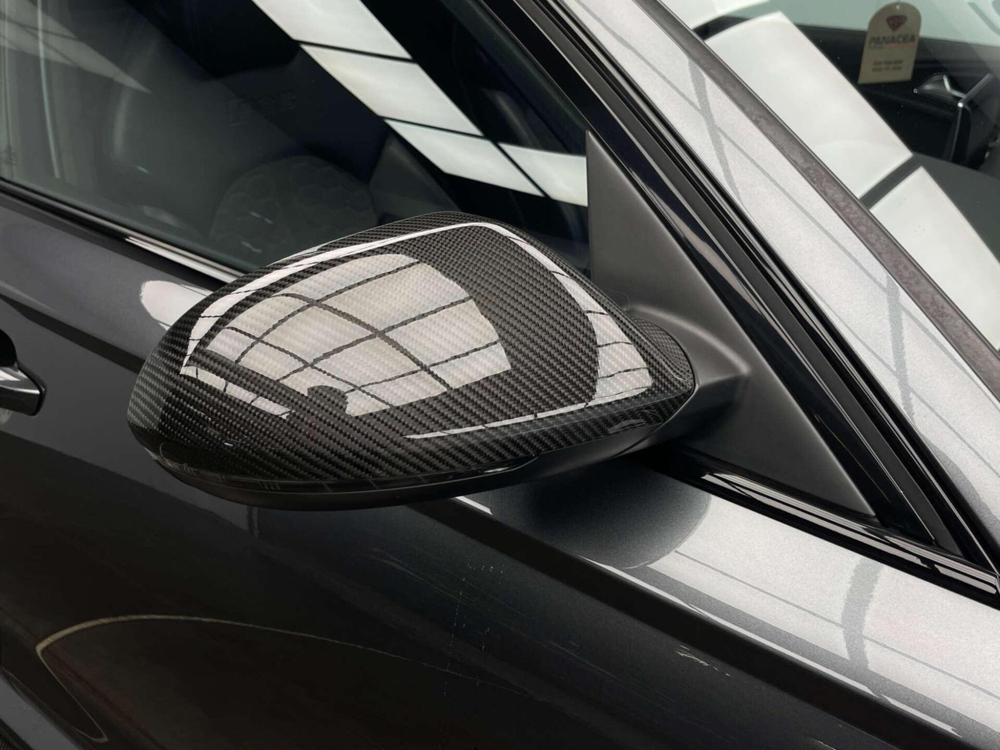 2018 Audi RS6 AVANT image 28