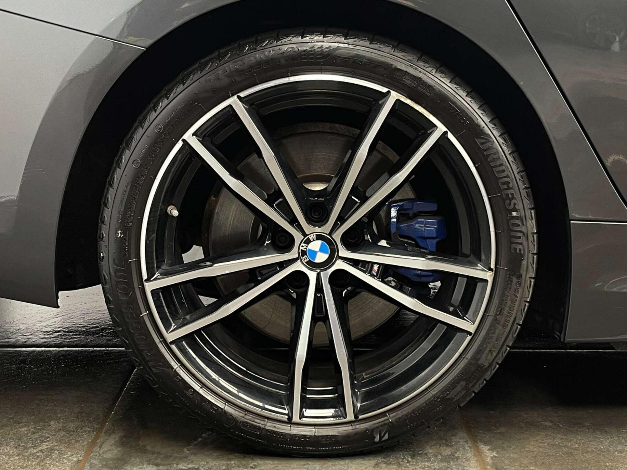 2021 BMW 3 SERIES image 34