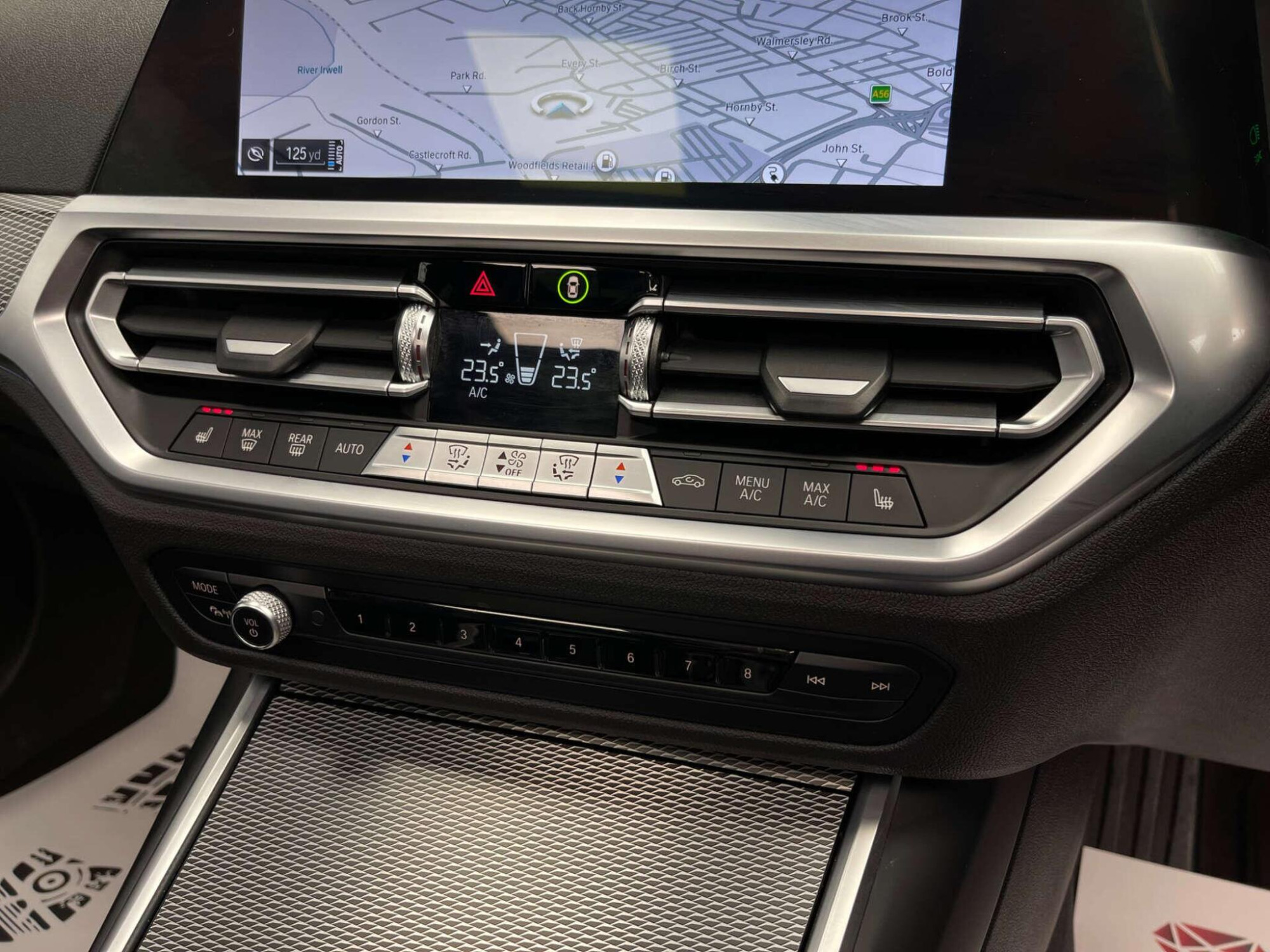 2021 BMW 3 SERIES image 18