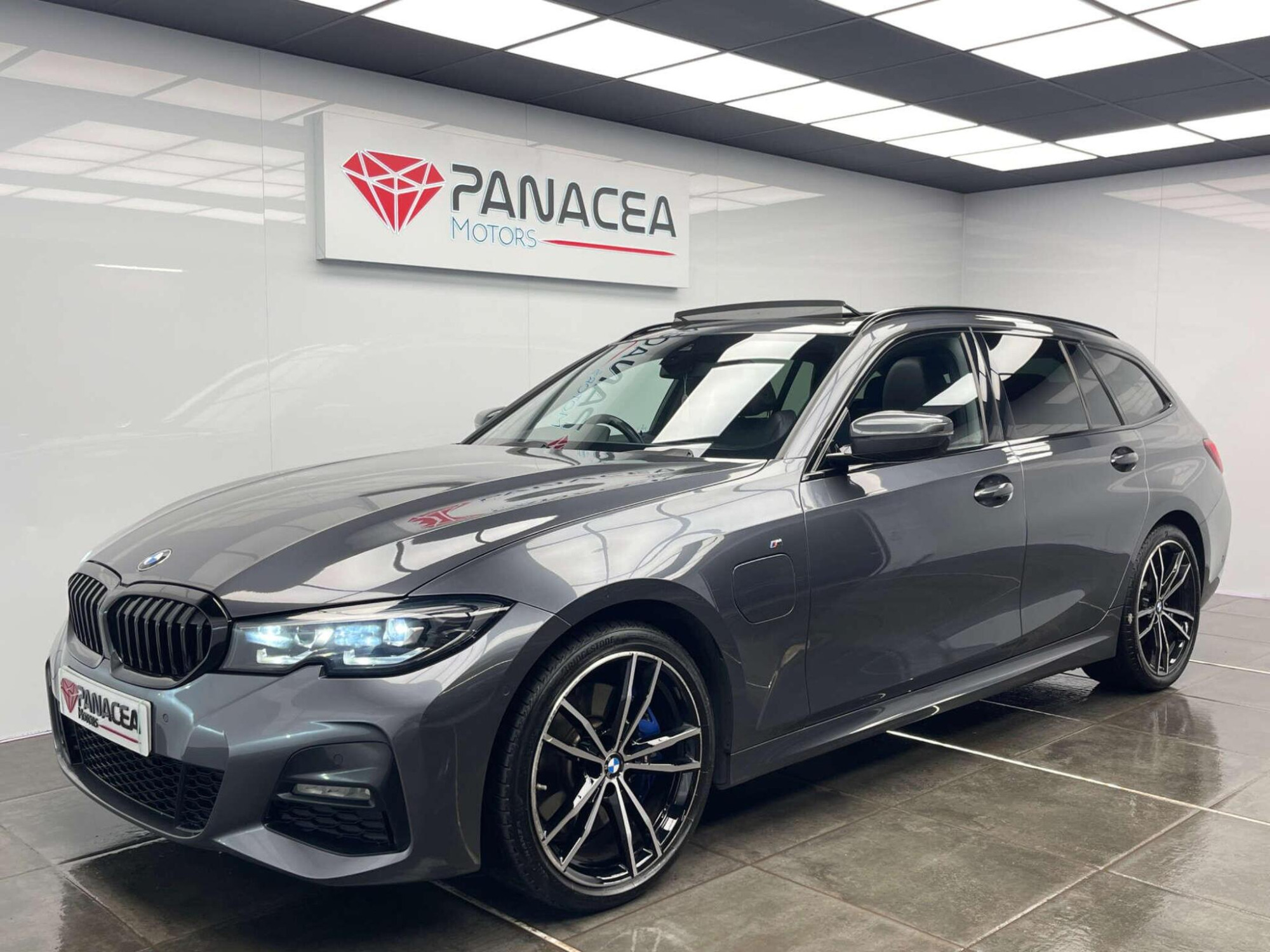 2021 BMW 3 SERIES image 14
