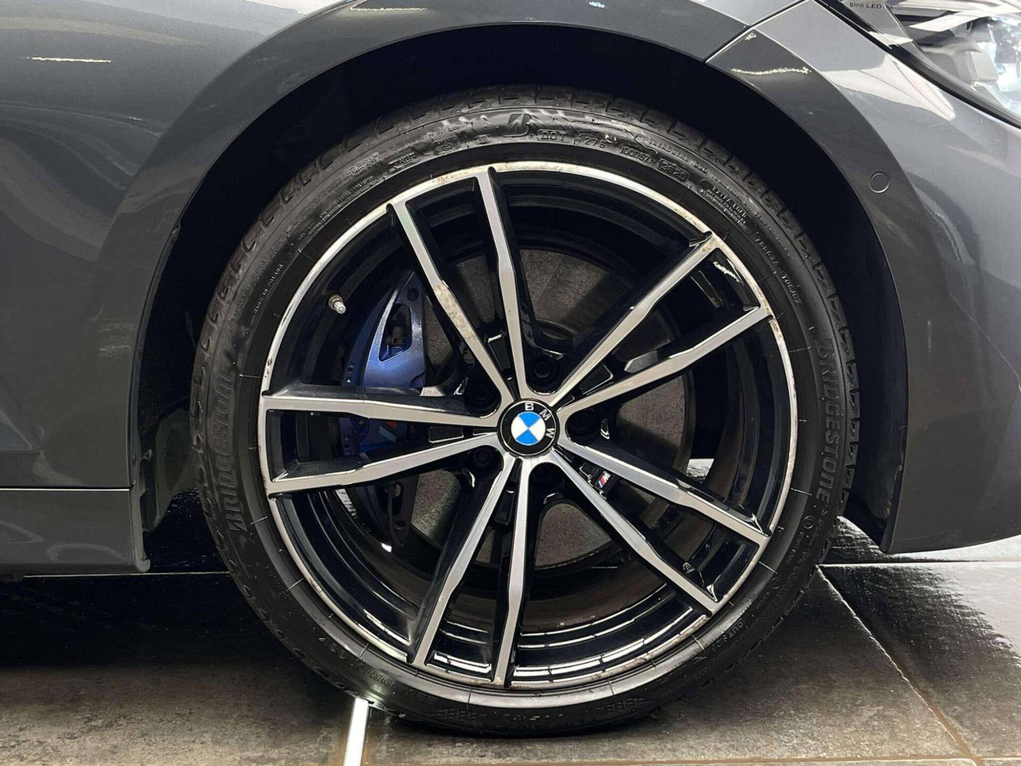 2021 BMW 3 SERIES image 35