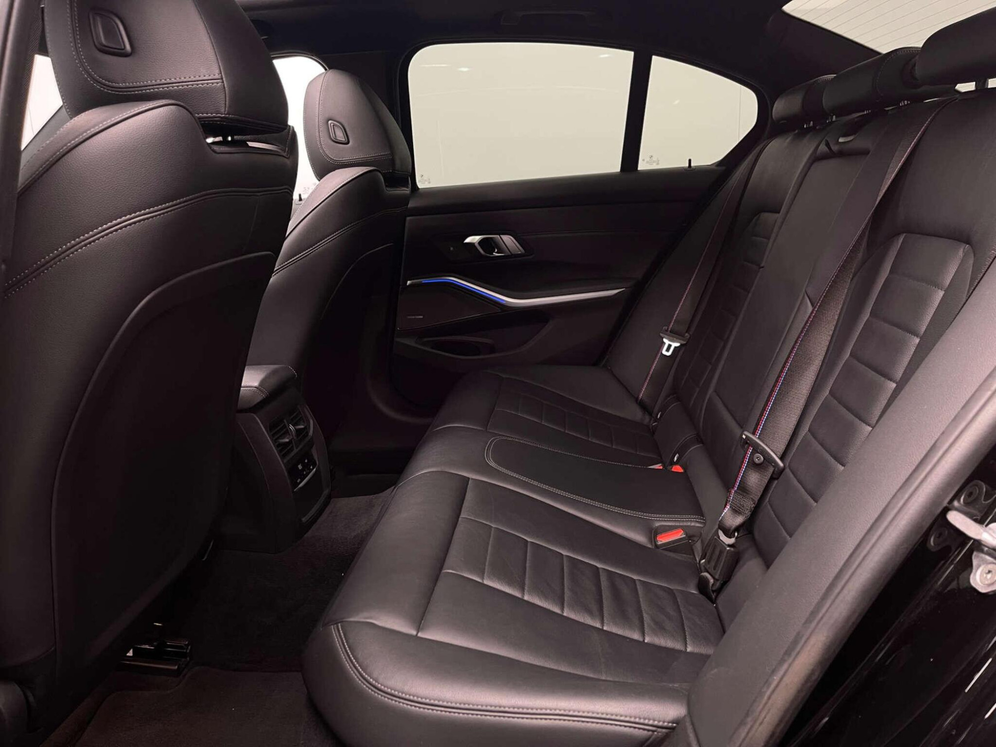 2020 BMW 3 SERIES image 46