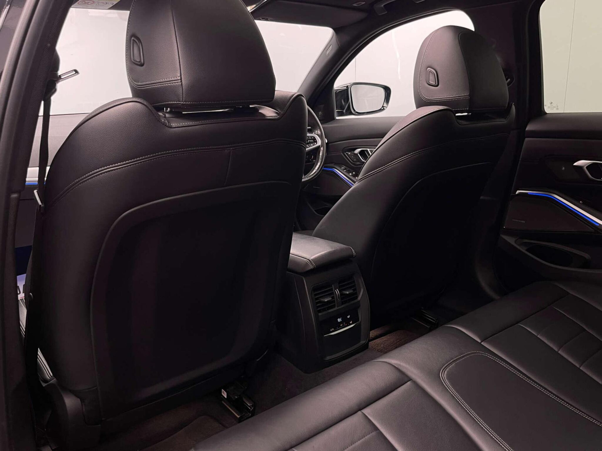 2020 BMW 3 SERIES image 44