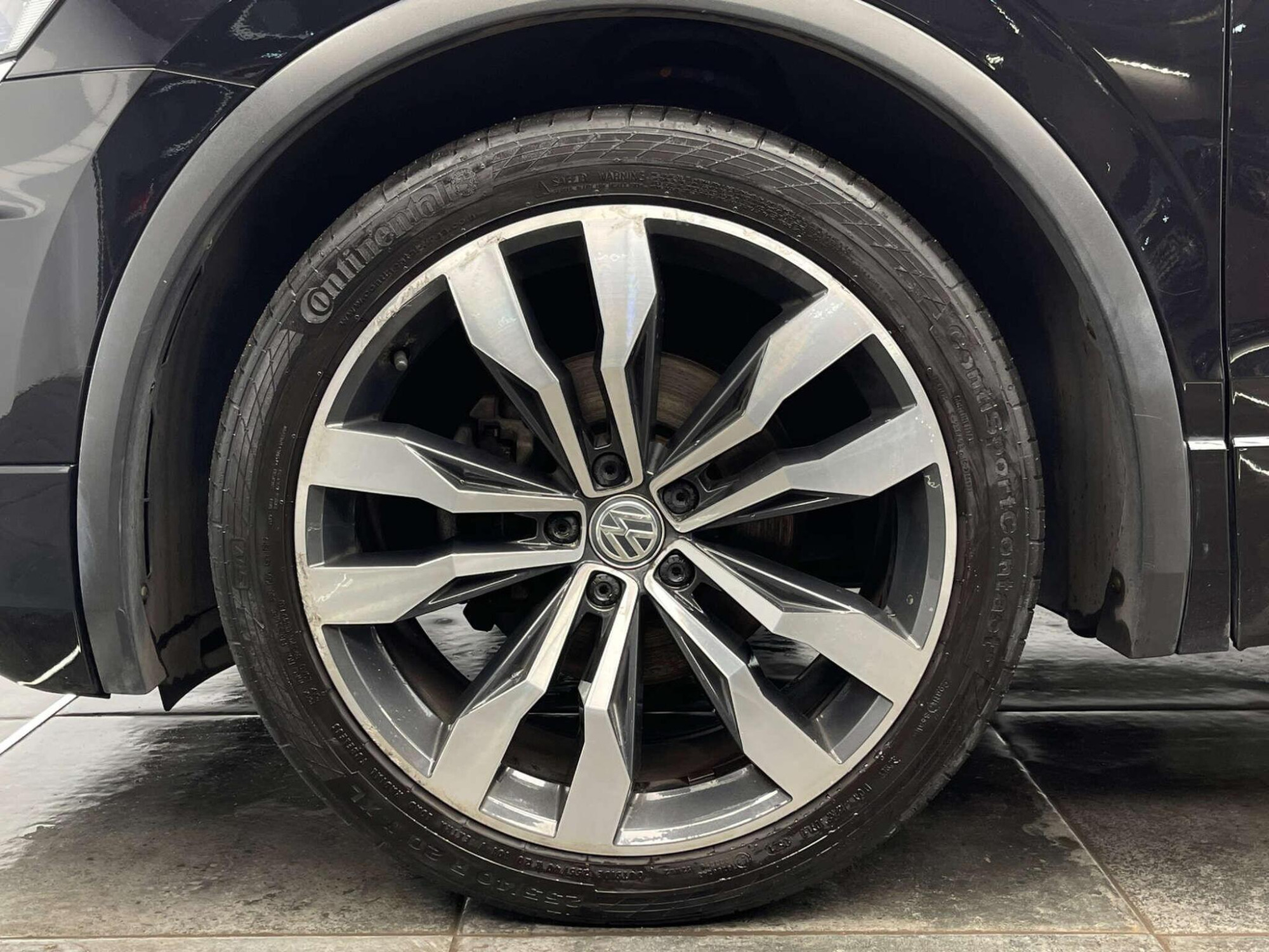 2017 Volkswagen TIGUAN image 49