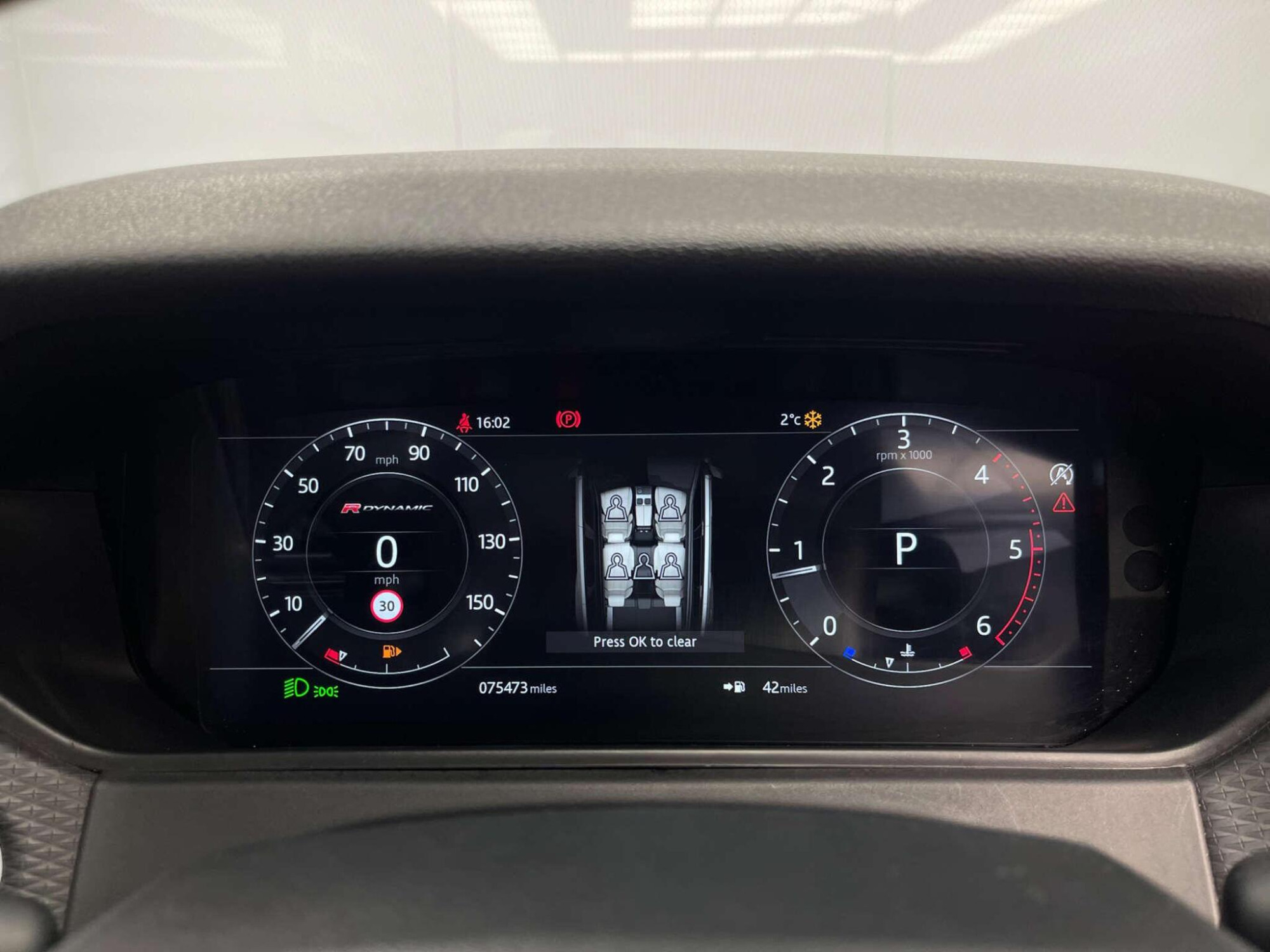 2018 Land Rover RANGE ROVER VELAR image 14