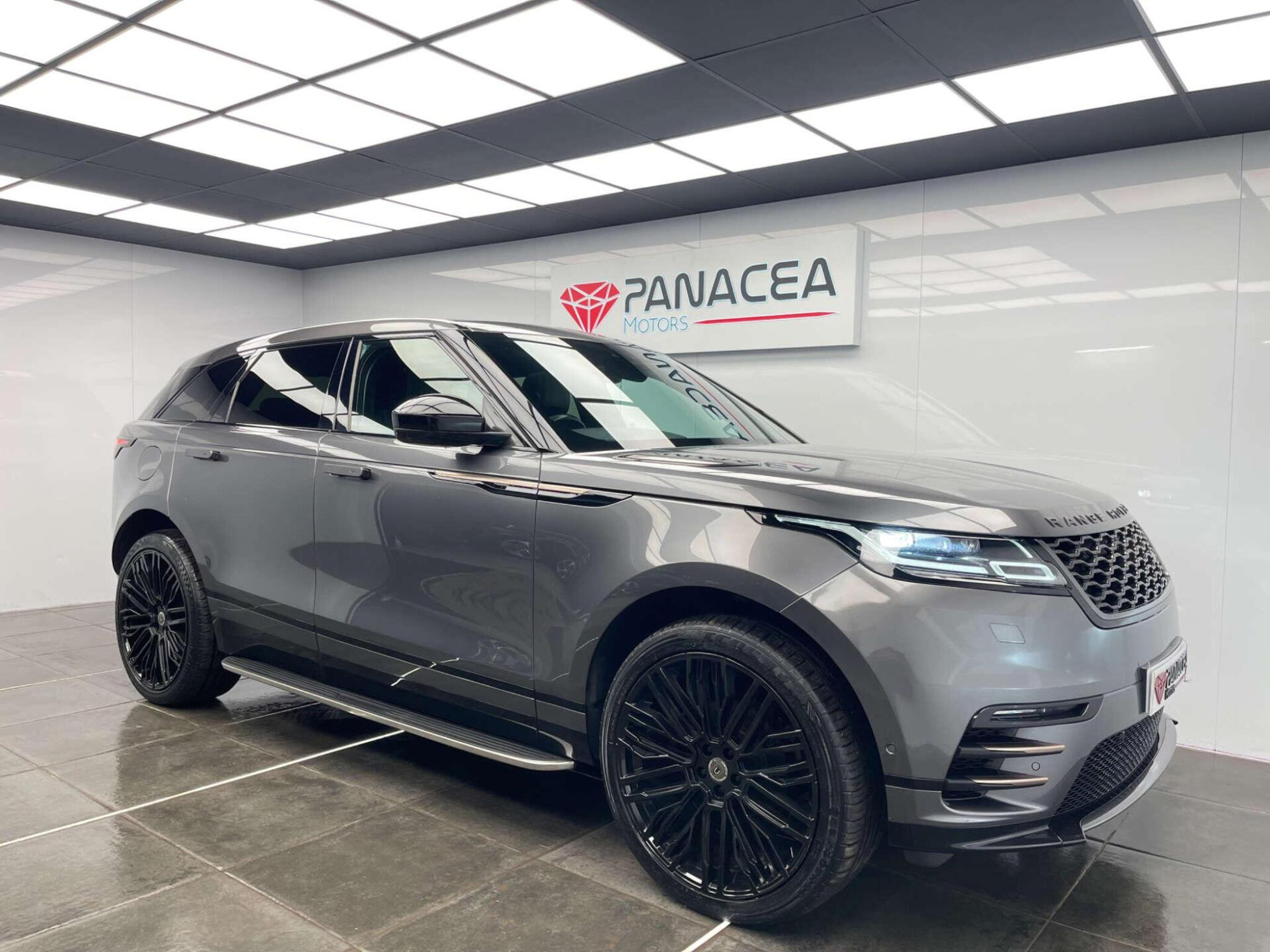 2018 Land Rover RANGE ROVER VELAR image 5