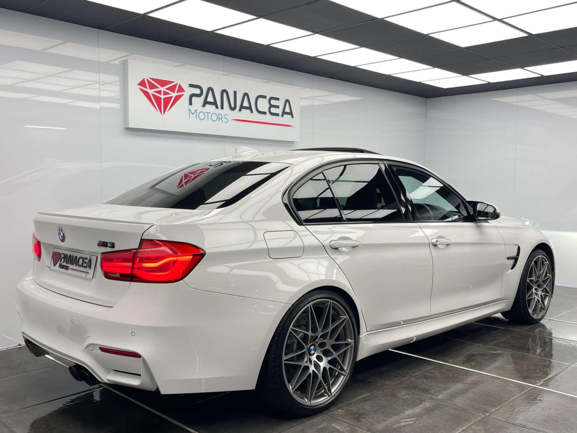 2016 BMW M3 image 4