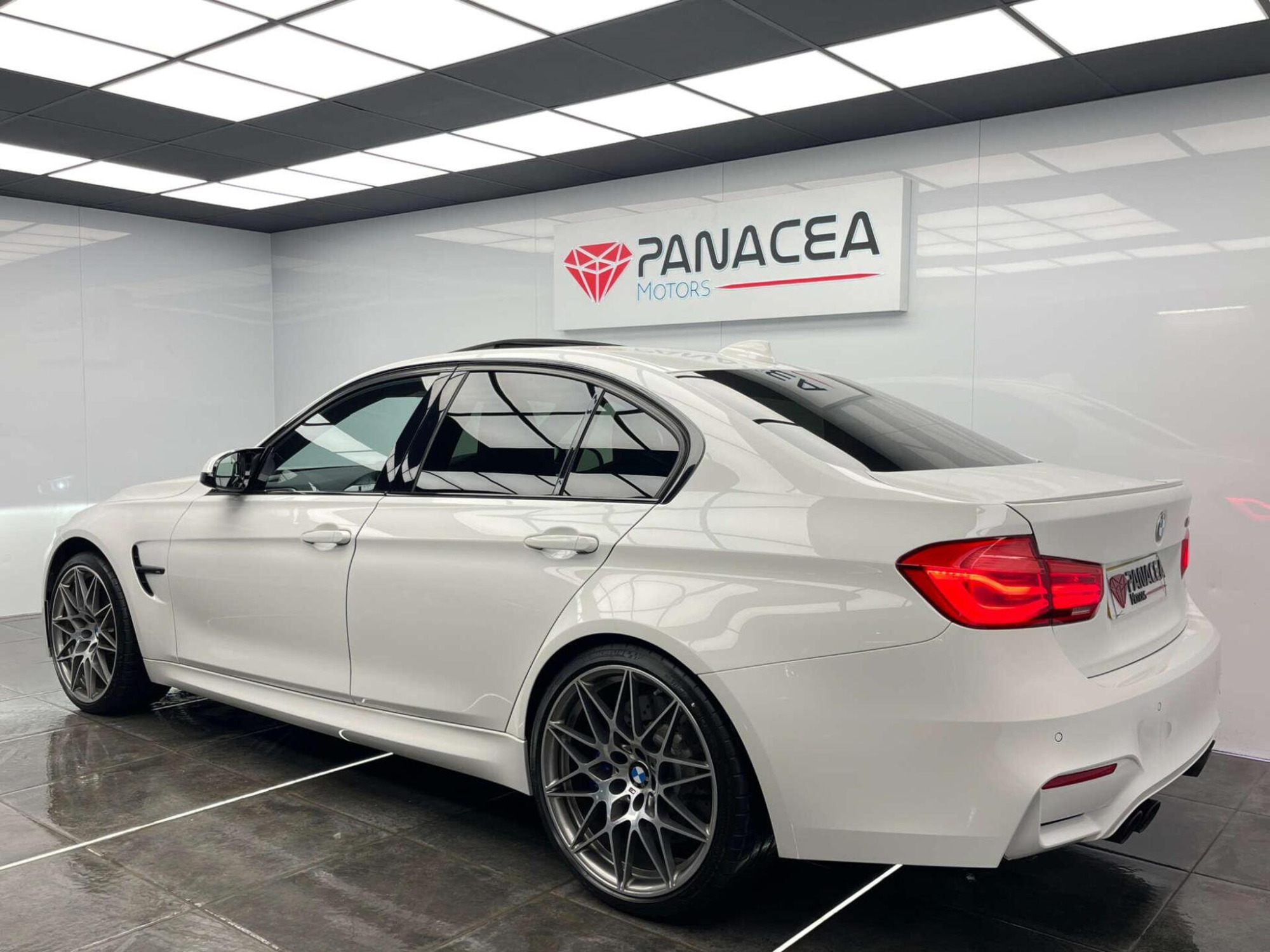 2016 BMW M3 image 40