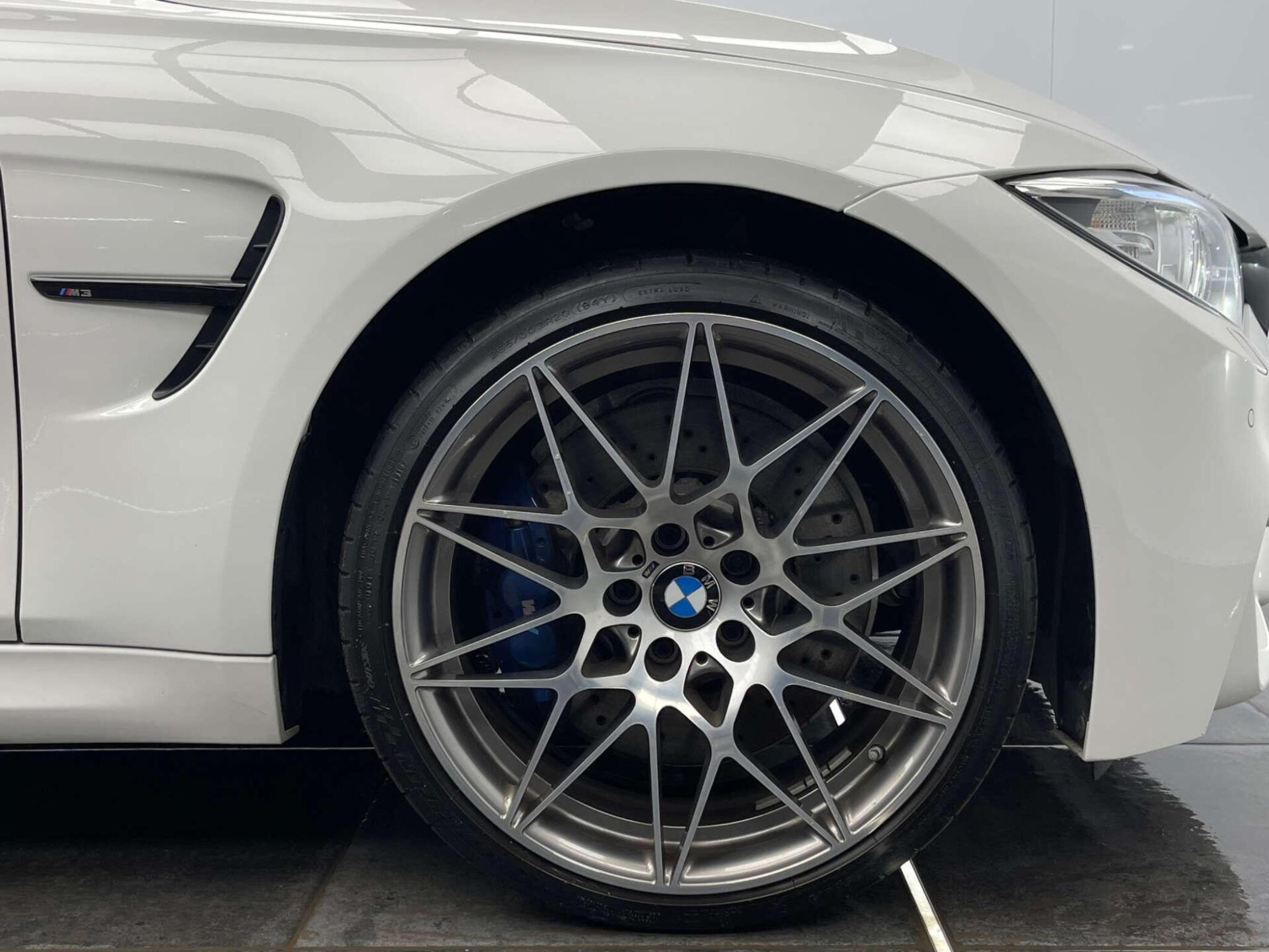 2016 BMW M3 image 36
